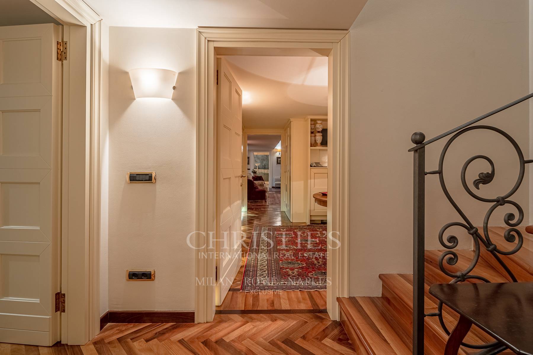 picture of Refined Property In The Heart Of Milan