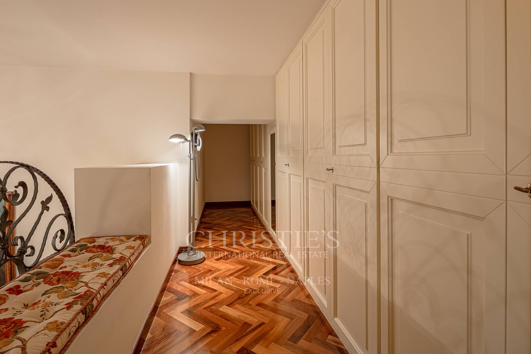 picture of Refined Property In The Heart Of Milan