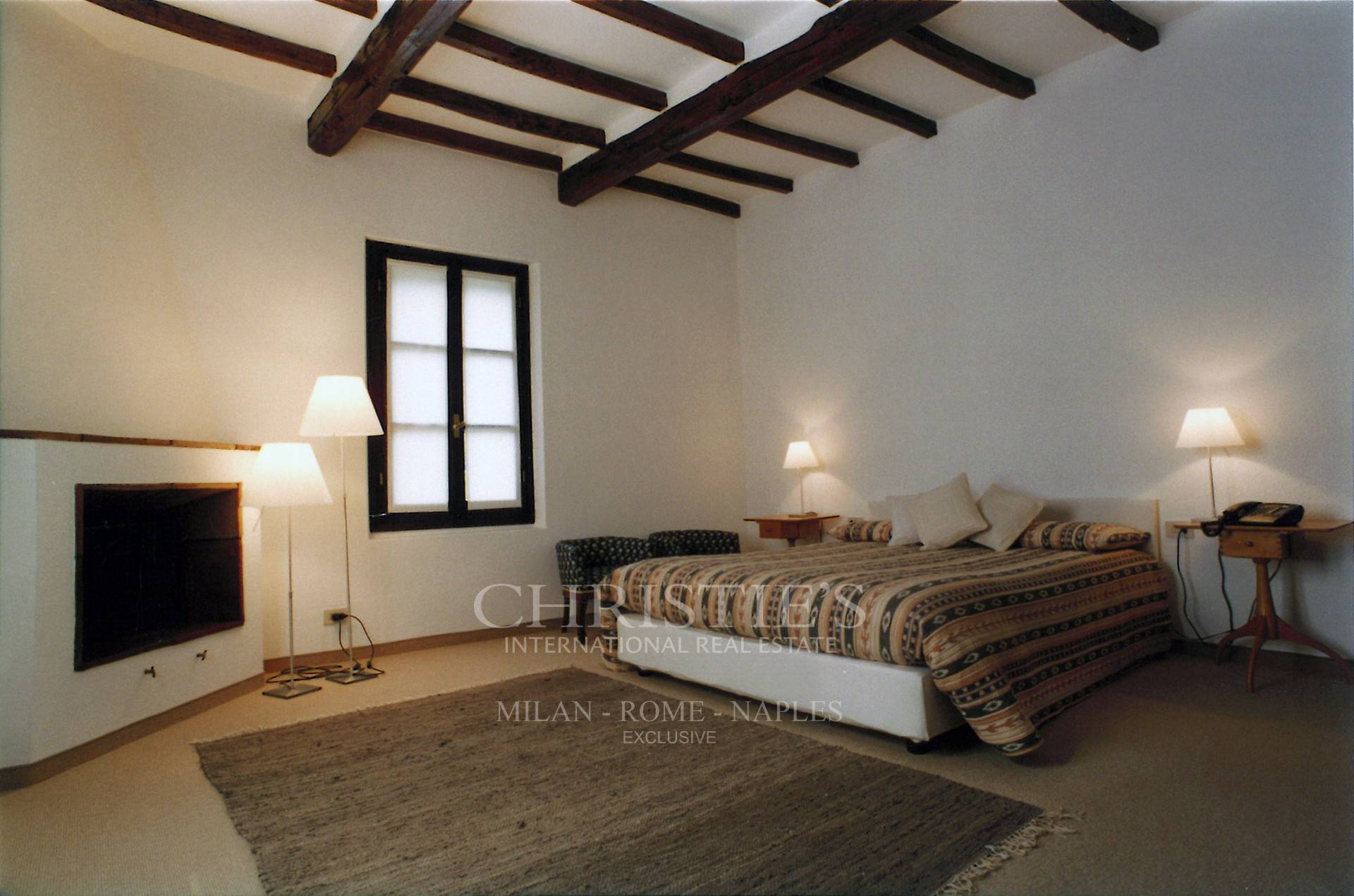 picture of Elegant Farmhouse In The Province Of Milan