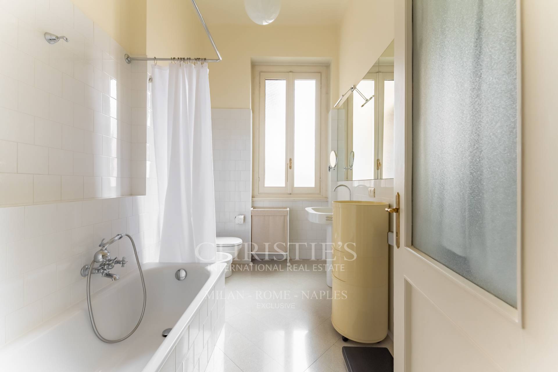 picture of Elegant 172-sqm Apartment Near Corso Italia