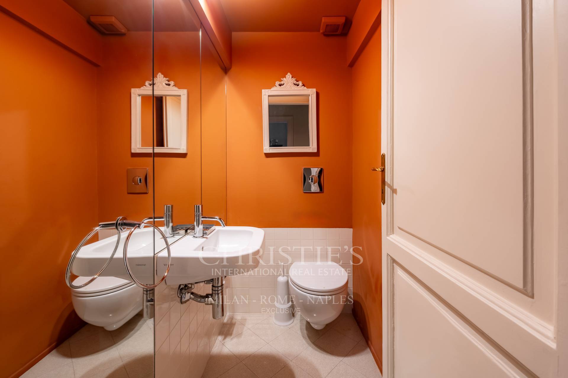 picture of Elegant 172-sqm Apartment Near Corso Italia