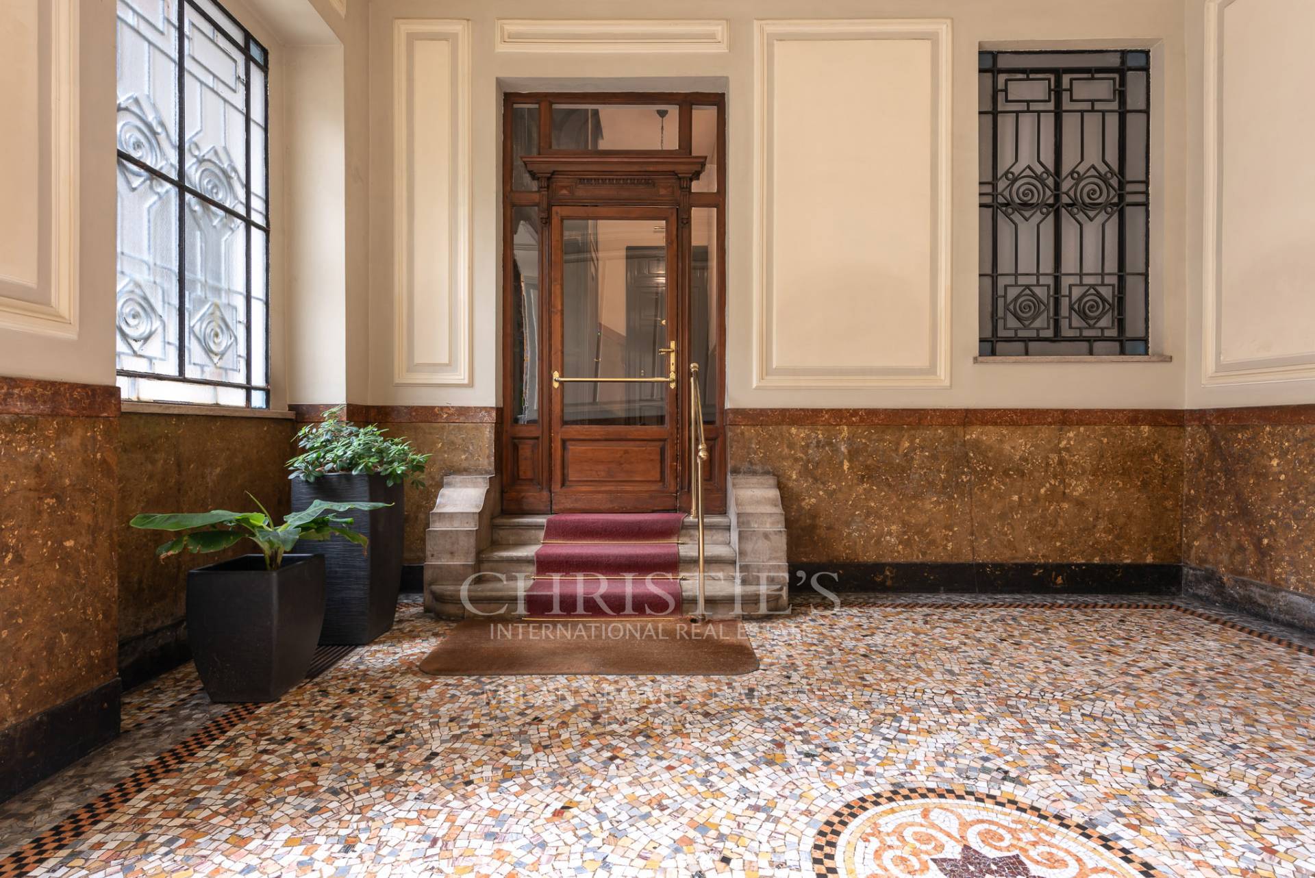 picture of Elegant 172-sqm Apartment Near Corso Italia