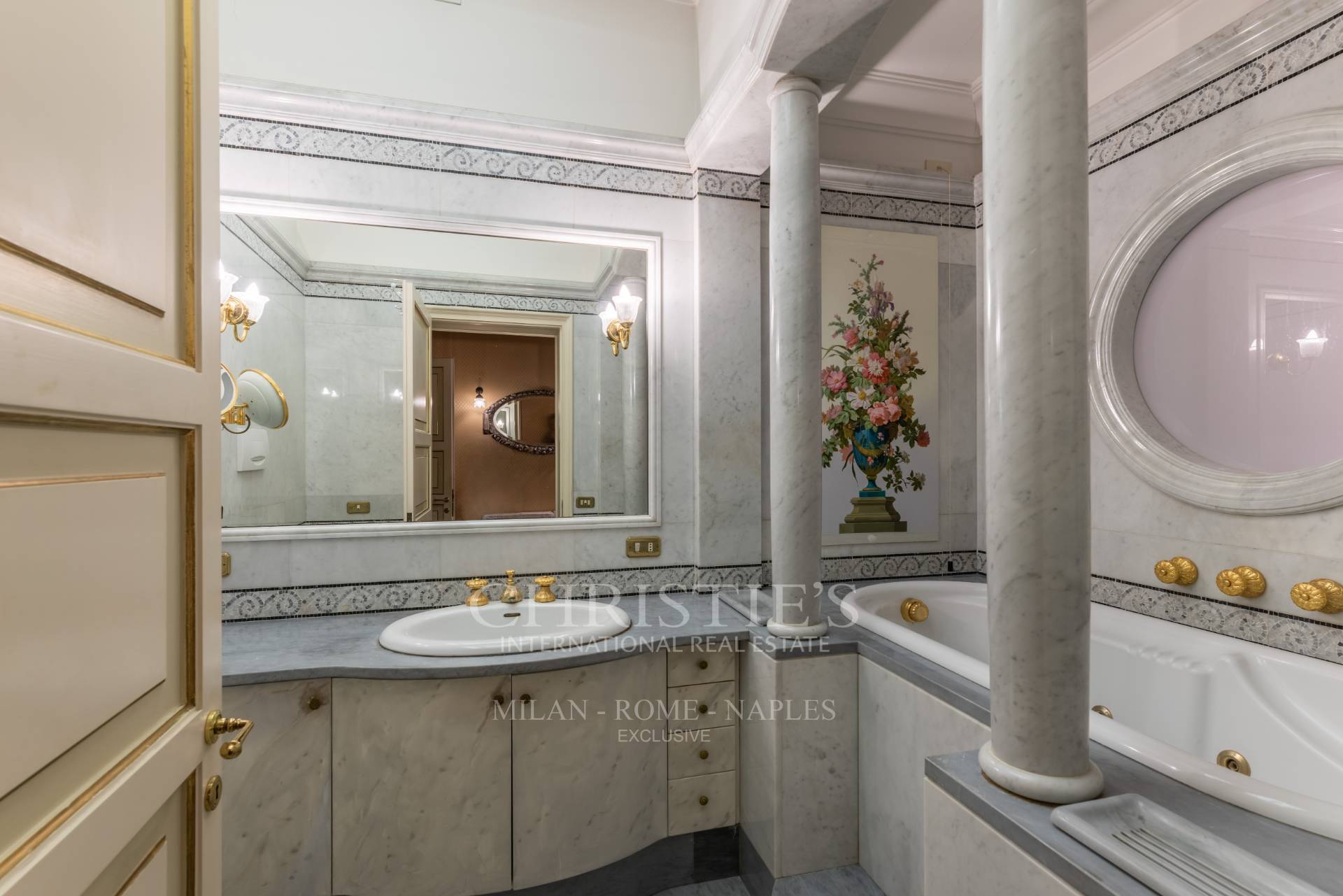 picture of Elegant Apartment Via Del Babuino