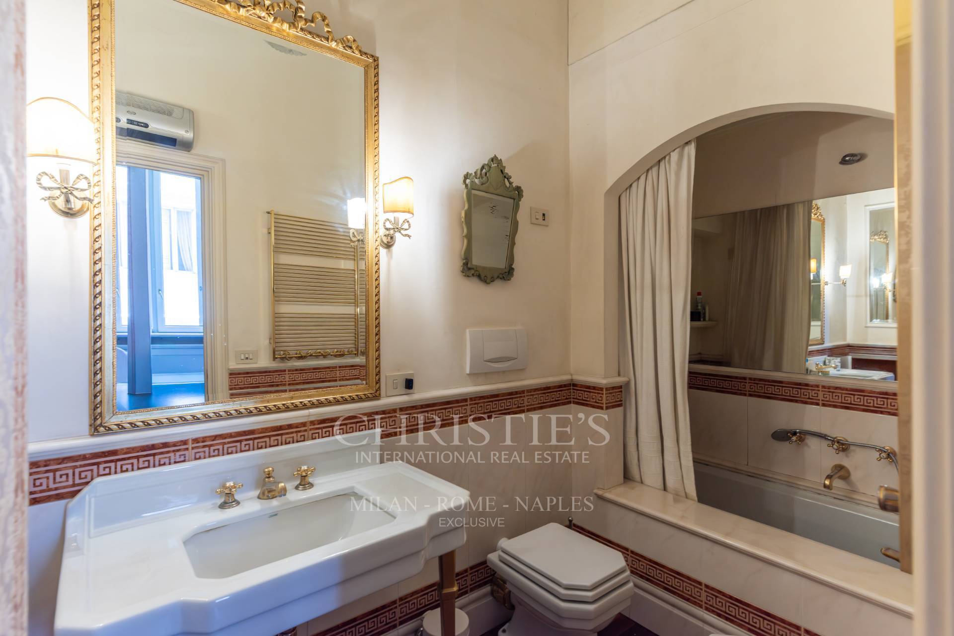 picture of Elegant Apartment Via Del Babuino