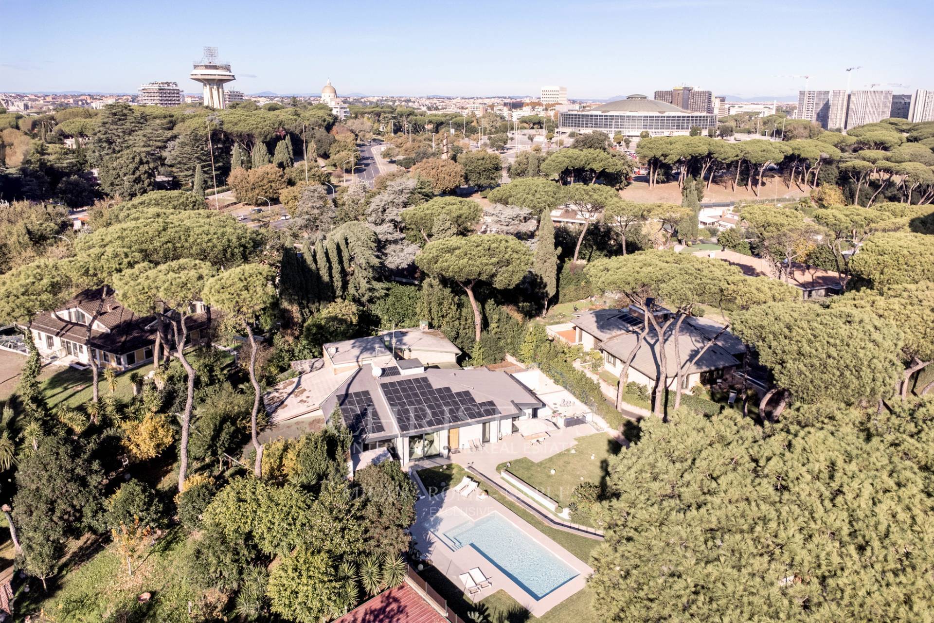 picture of Splendid Detached Villa With Swimming Pool