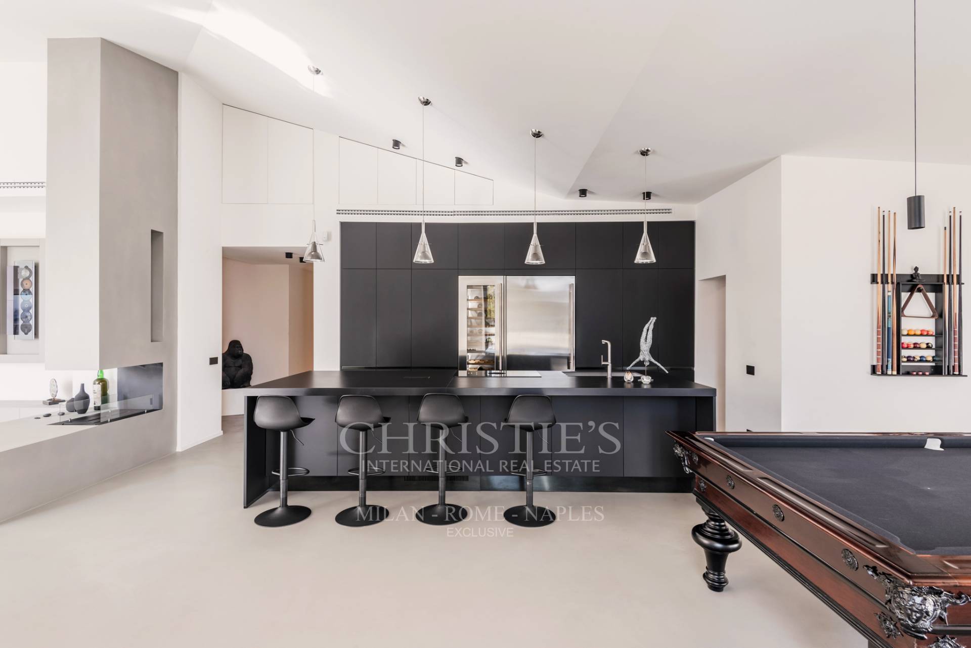 picture of Splendid Detached Villa With Swimming Pool