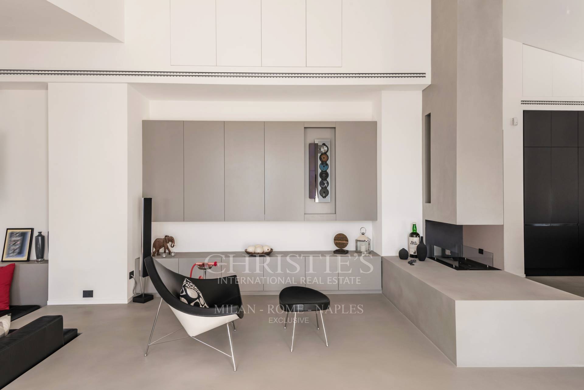 picture of Splendid Detached Villa With Swimming Pool