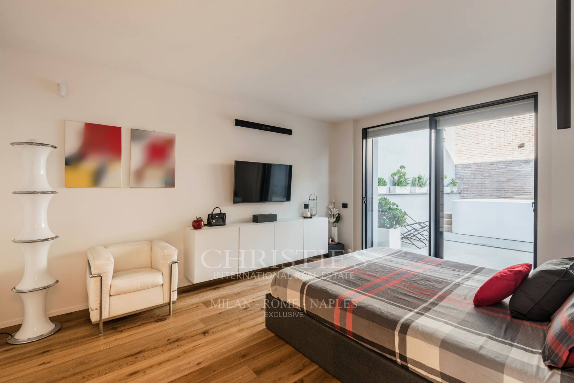 picture of Splendid Detached Villa With Swimming Pool