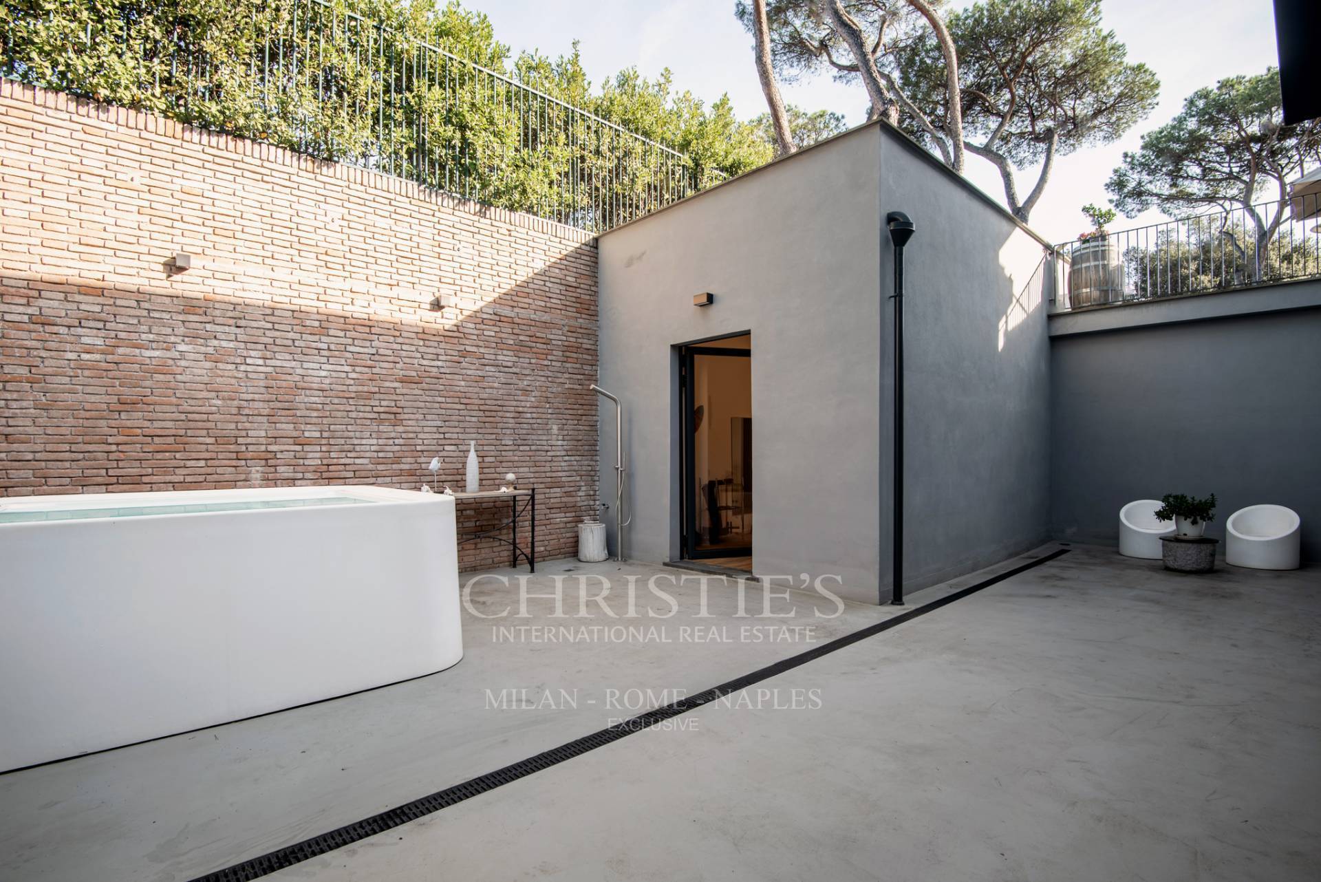 picture of Splendid Detached Villa With Swimming Pool