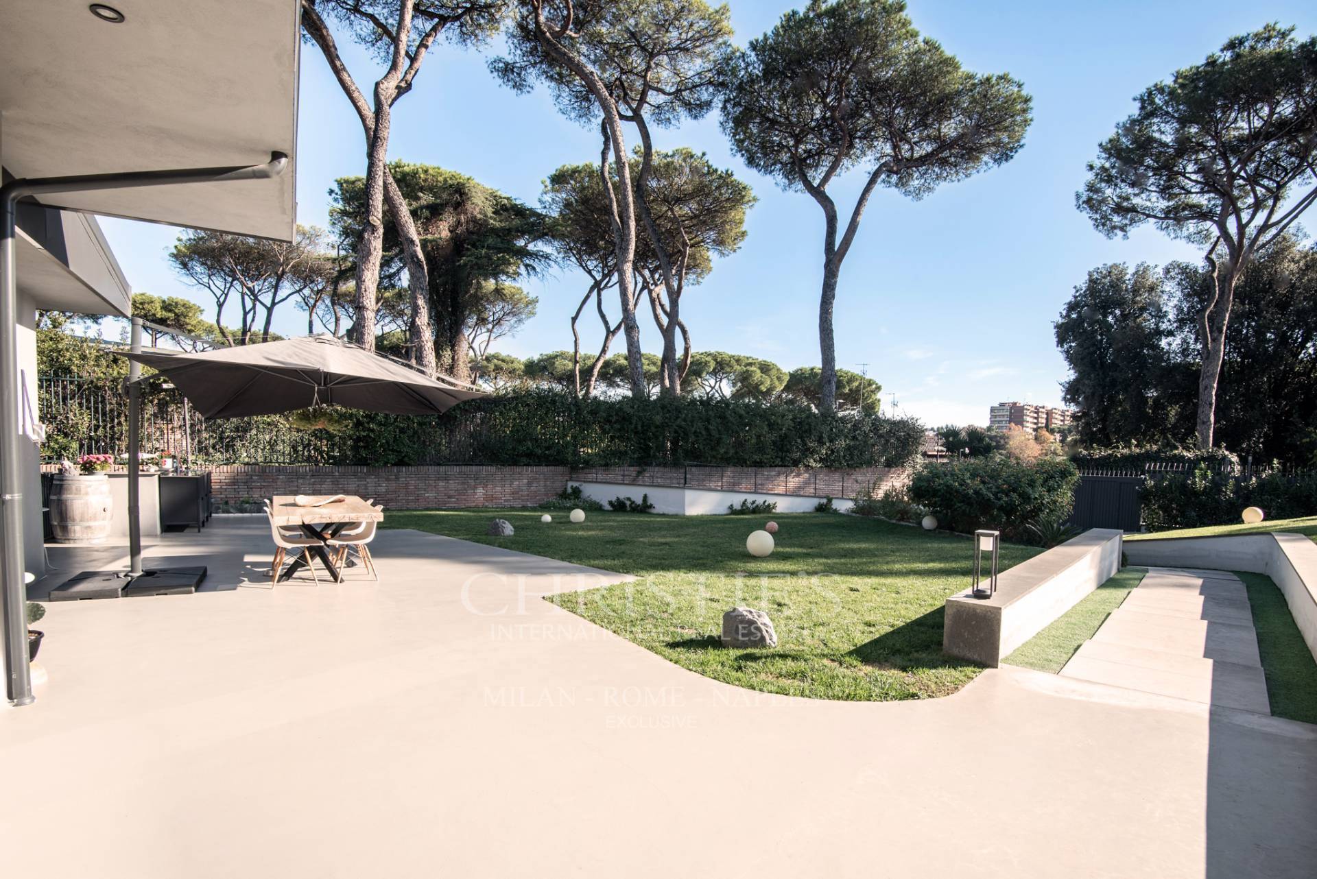 picture of Splendid Detached Villa With Swimming Pool