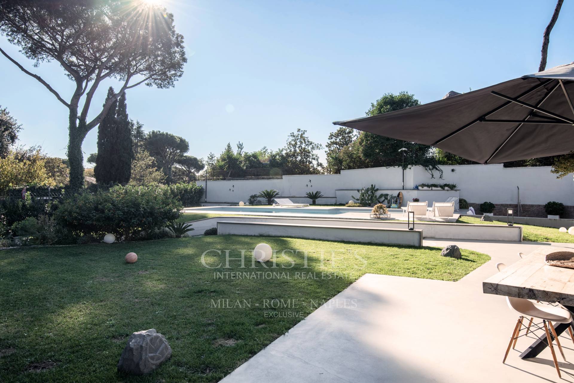 picture of Splendid Detached Villa With Swimming Pool