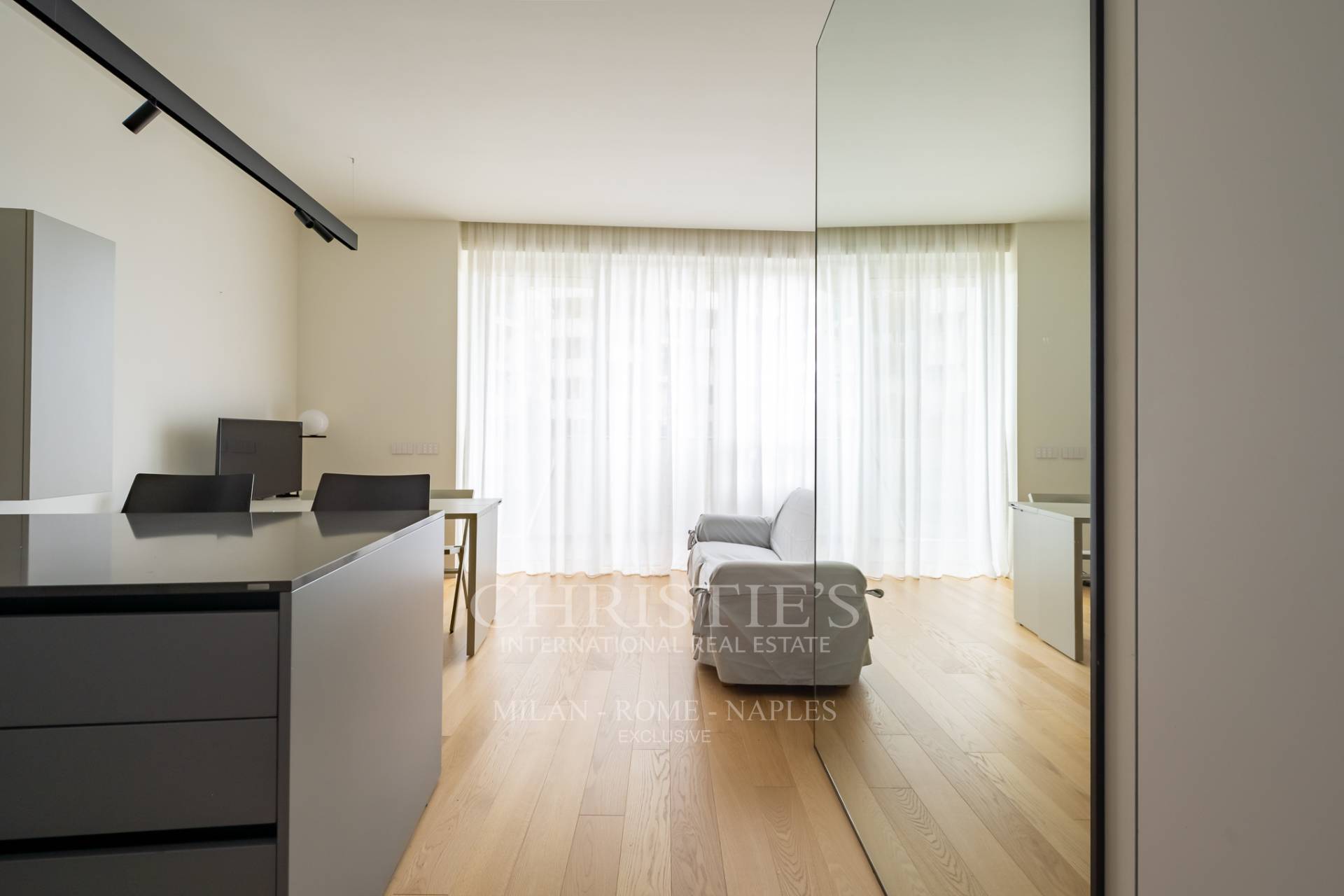 picture of Large Studio Apartment In The Heart Of Citylife