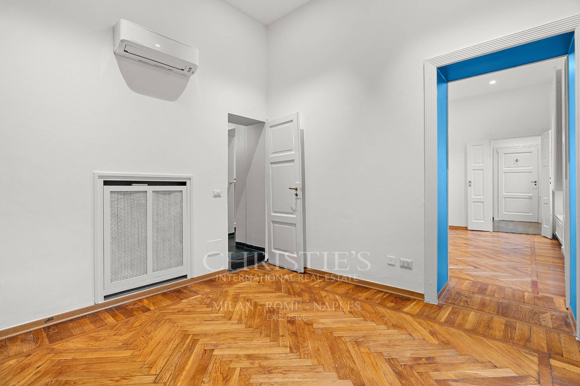 picture of Elegant Three-room Apartment In The Historic Heart Of Milan - Cinque Vie