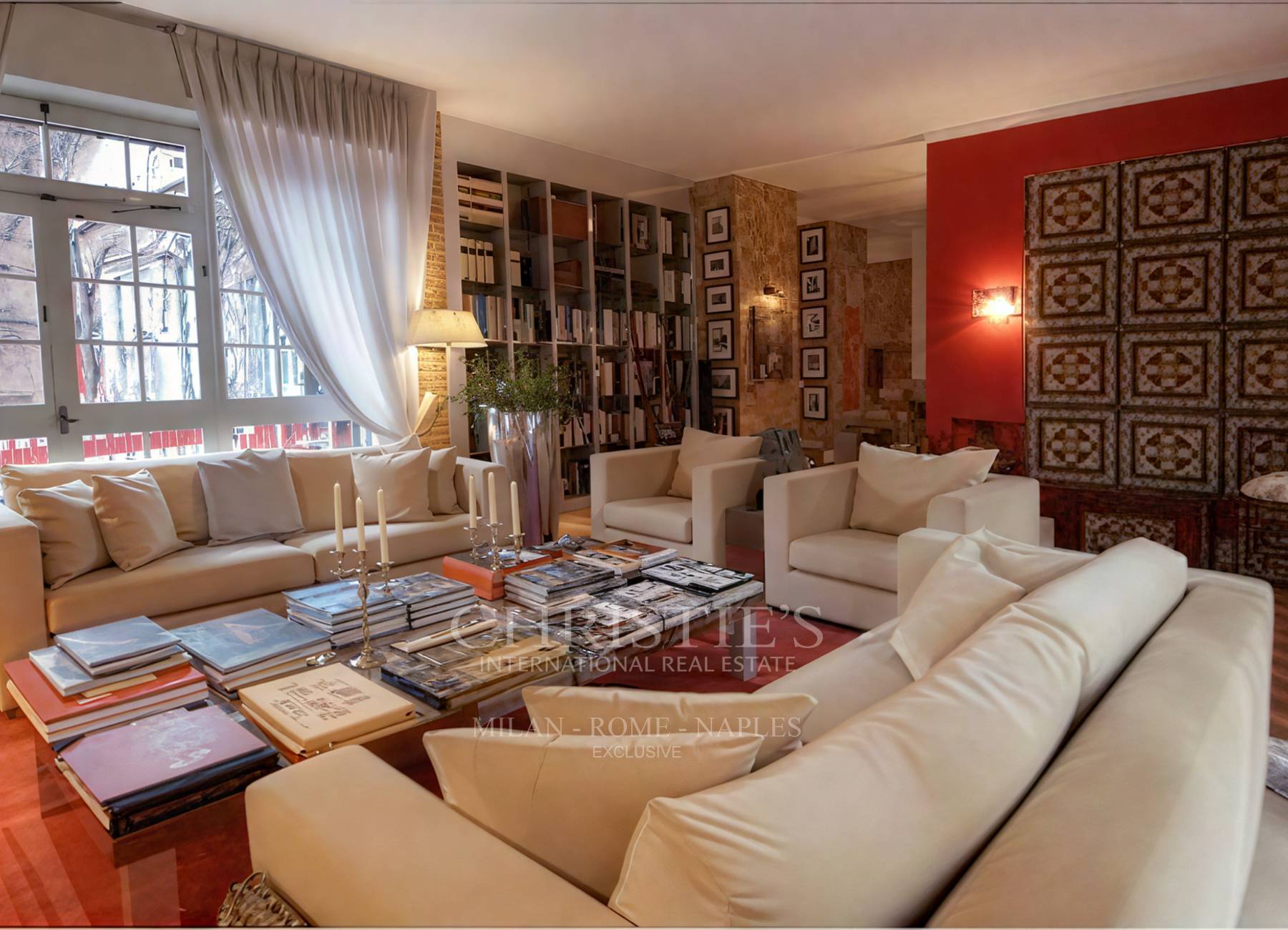 picture of Prestigious Villa To Be Renovated With Swimming Pool And Extraordinary Potential - San Siro Area