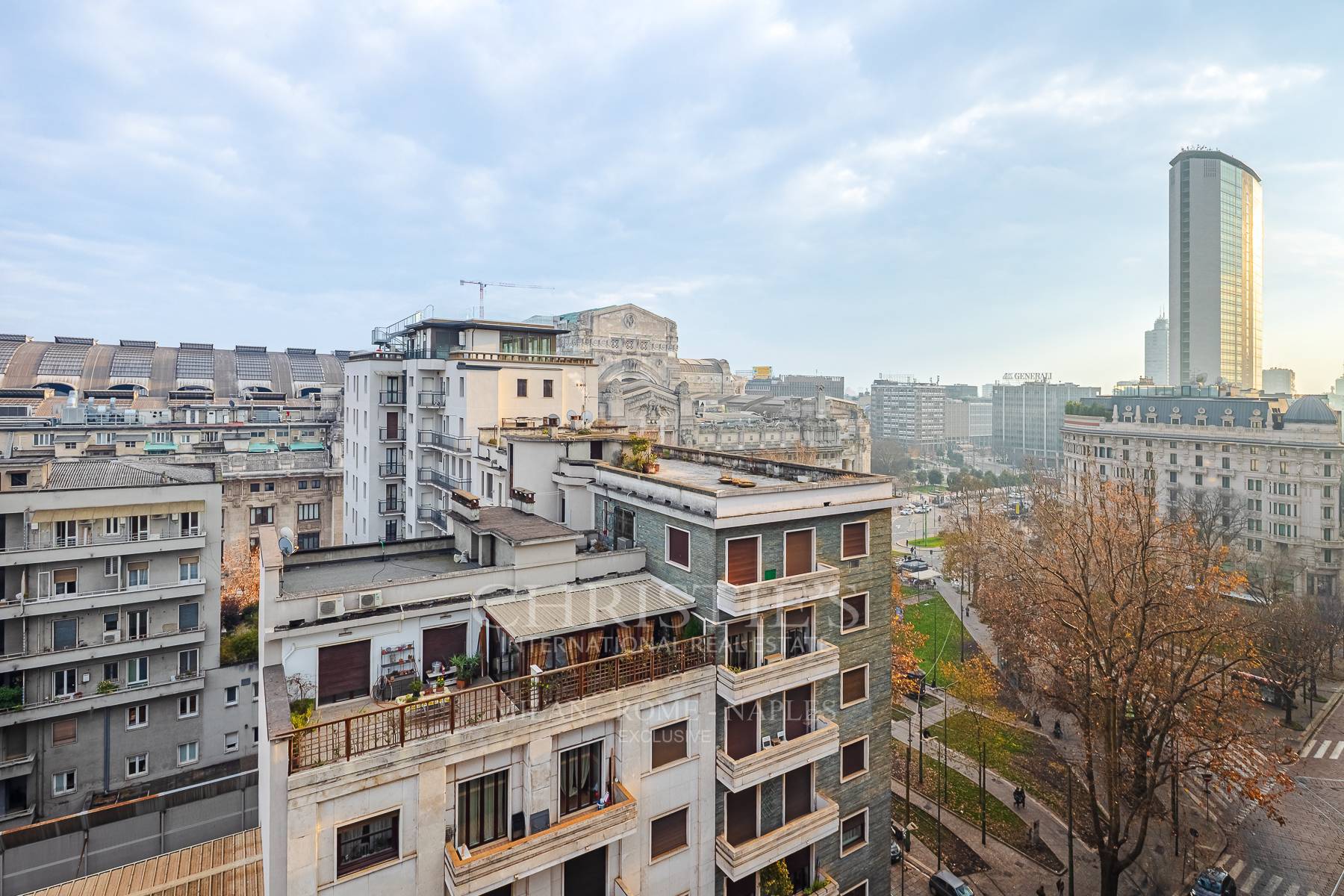 picture of Bright, Fully Renovated Two-room Apartment