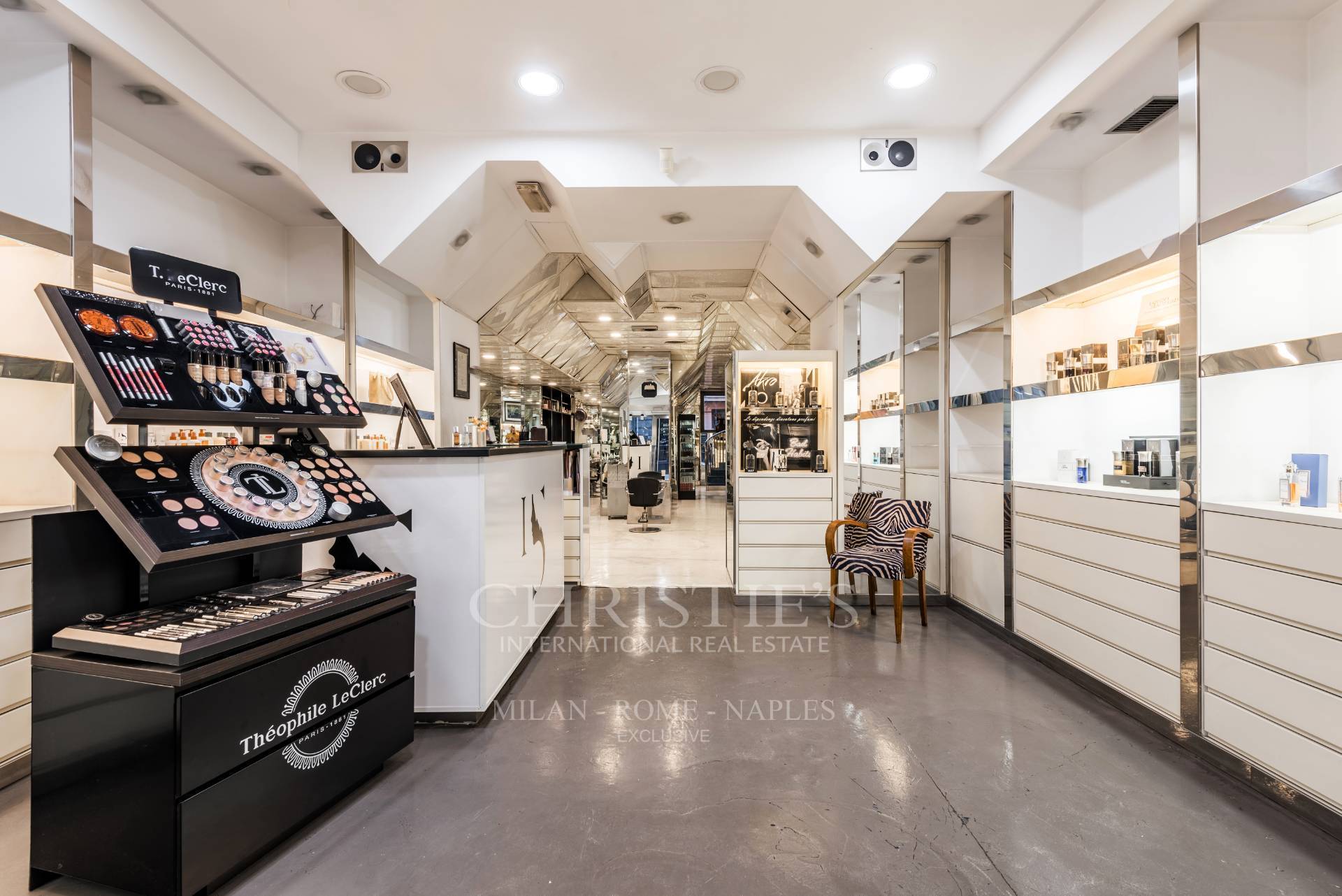 picture of Shop In Via Delle Carrozze - Piazza Di Spagna