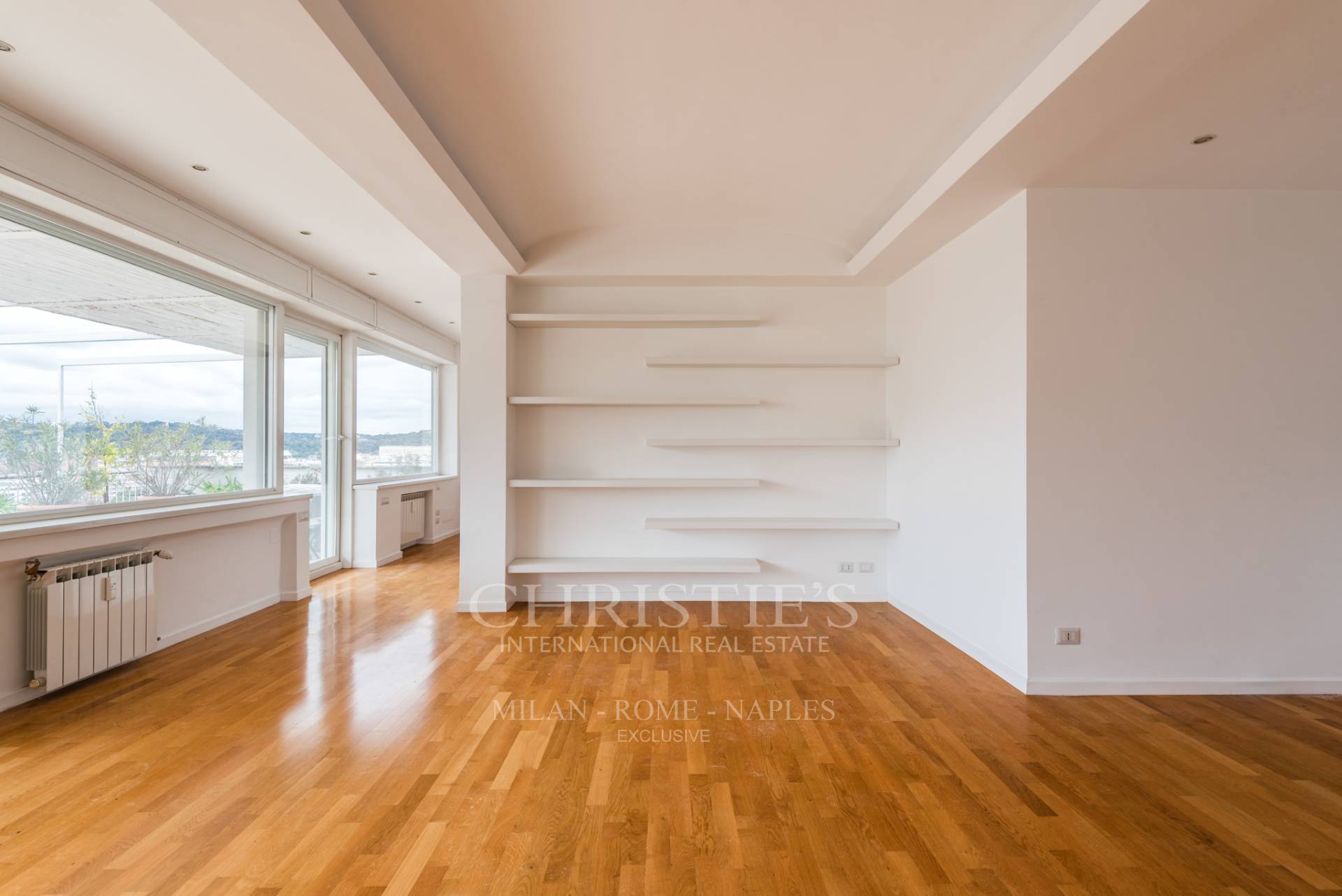 picture of Elegant Penthouse In Parioli