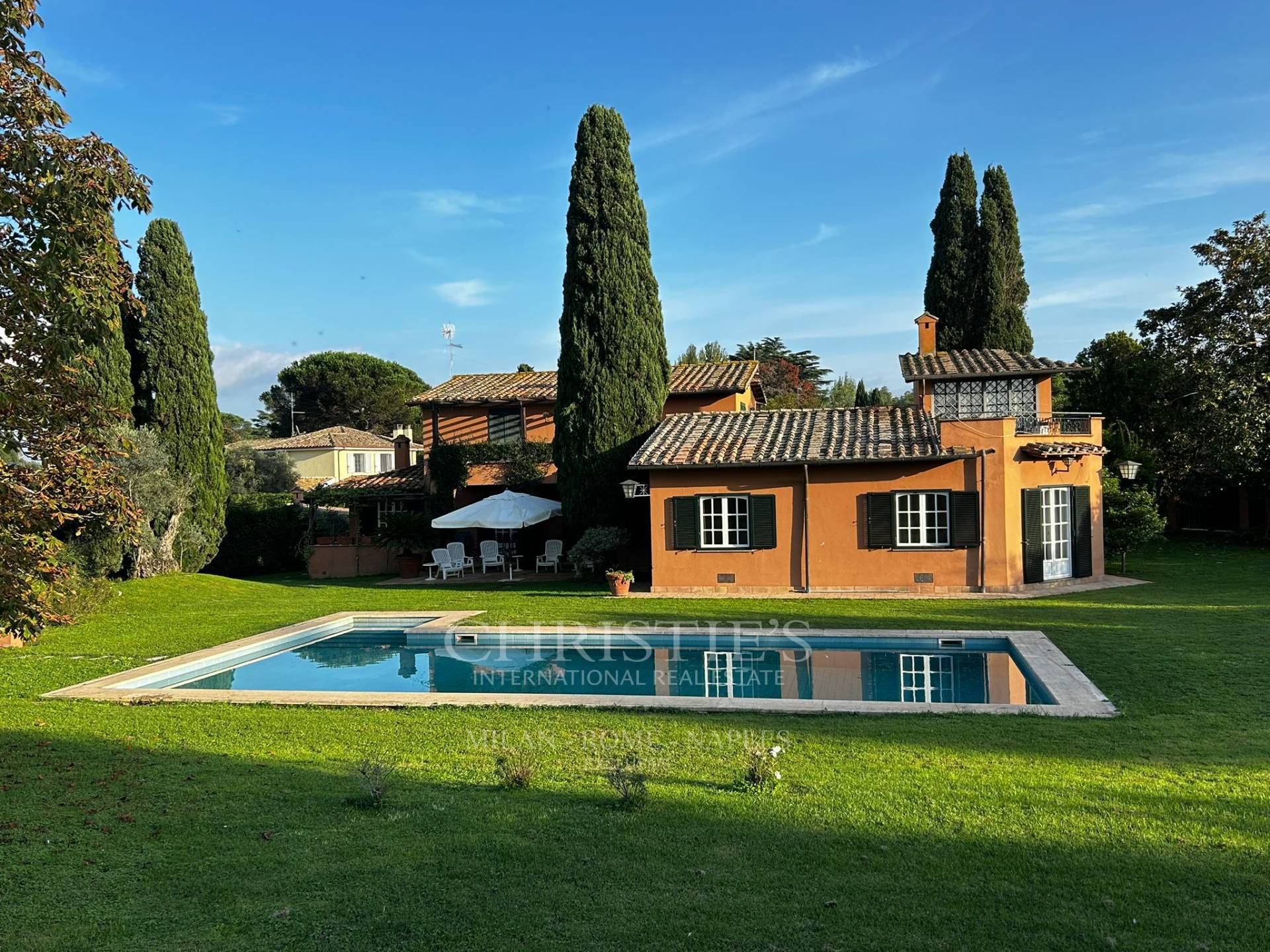 picture of Detached Villa Olgiata