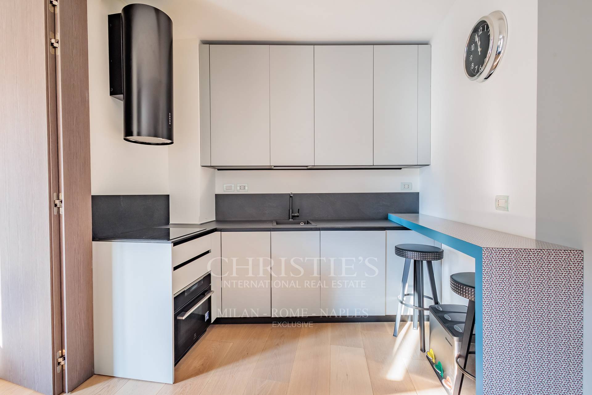 picture of Cozy One-bedroom Apartment For Rent Close To Piazza Risorgimento