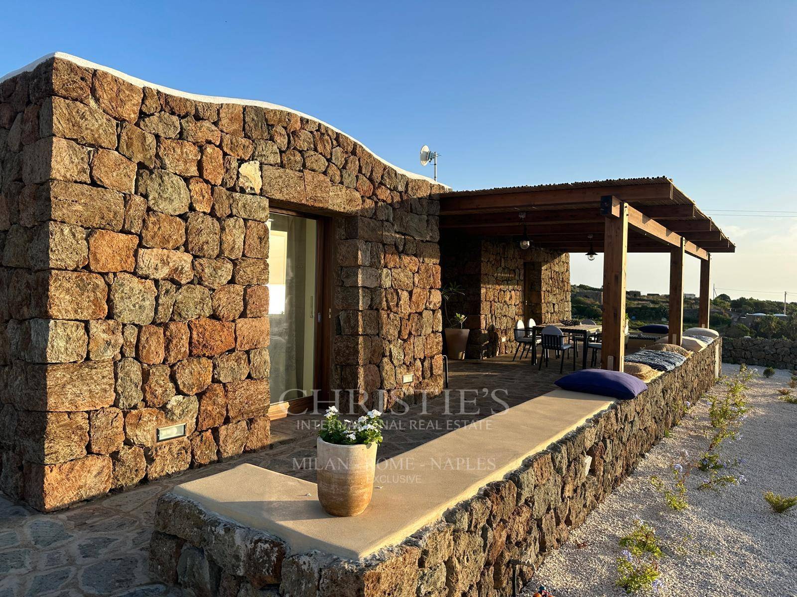 picture of Enchanting Villa On The Island Of Pantelleria