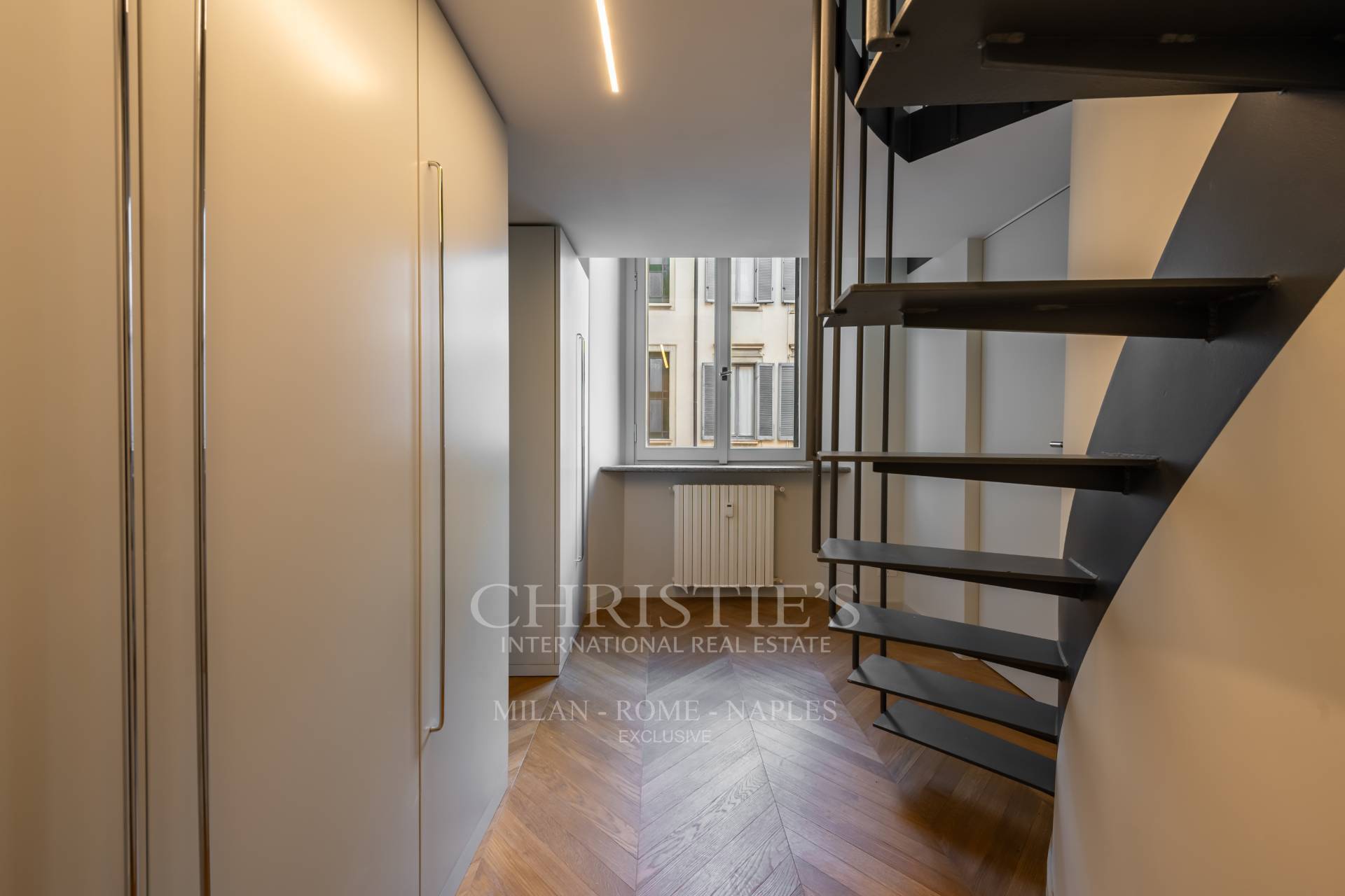 picture of Exclusive Charming Apartment In The Heart Of Milan