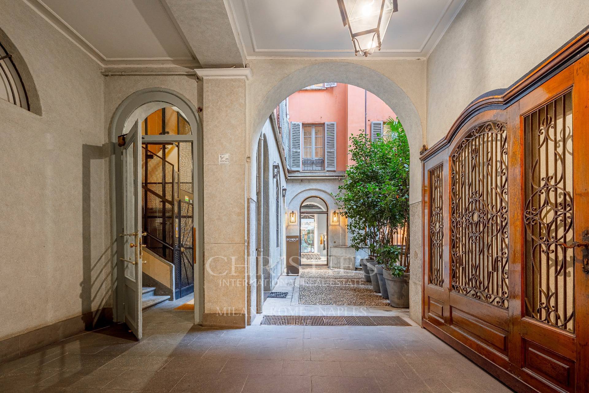 picture of Luxury Pied-à-terre In Via Della Spiga