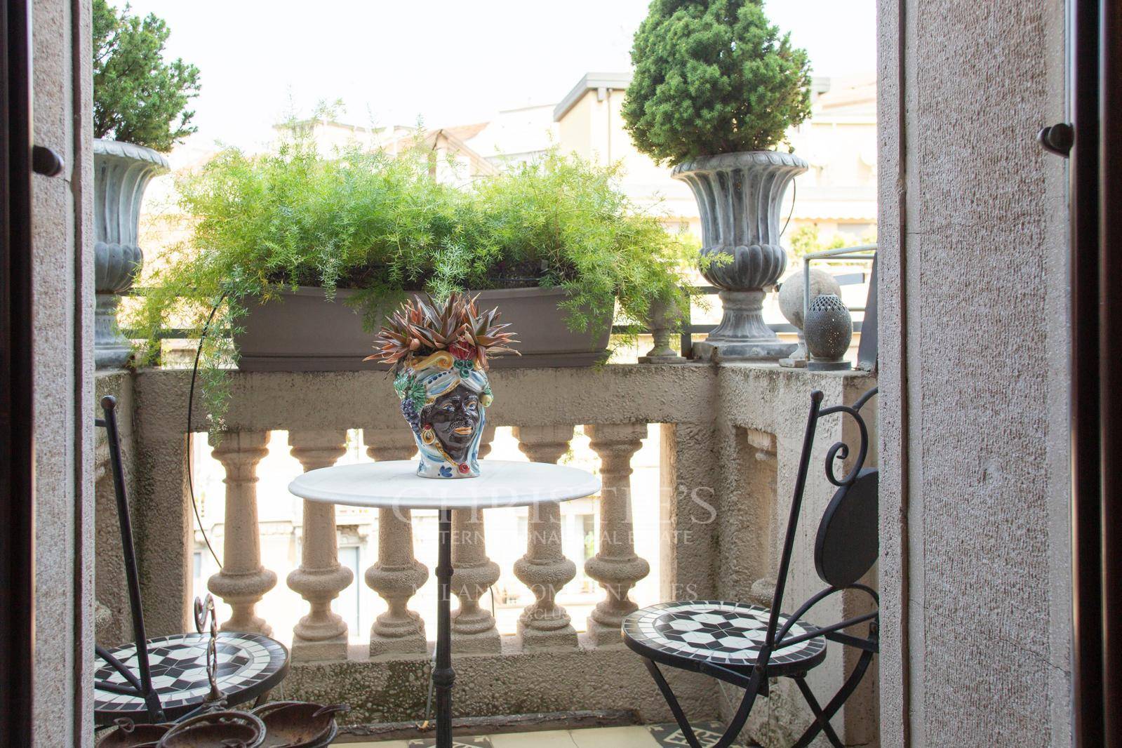 picture of Elegant Penthouse In A Period Building In Via Settembrini