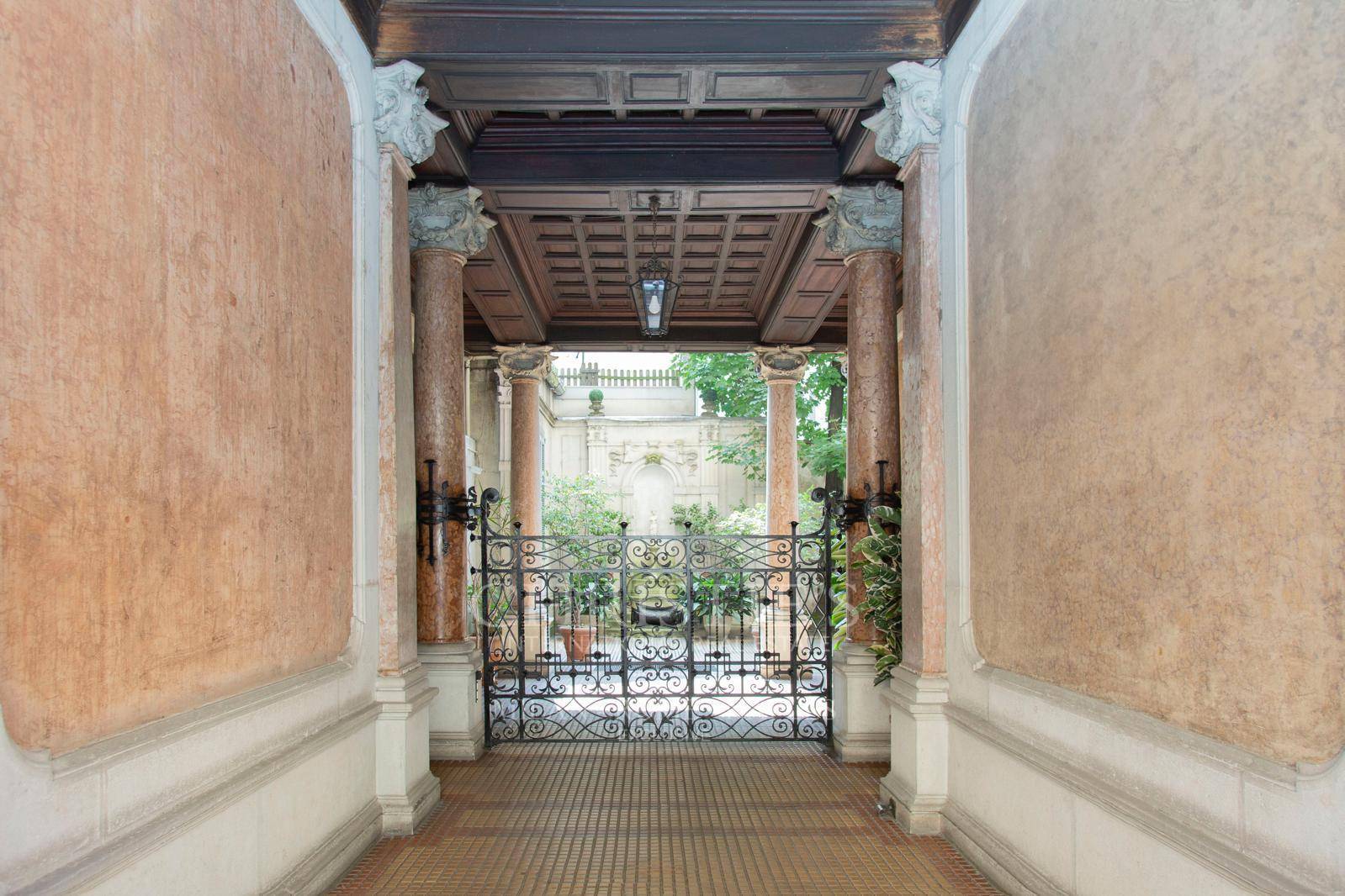 picture of Elegant Penthouse In A Period Building In Via Settembrini