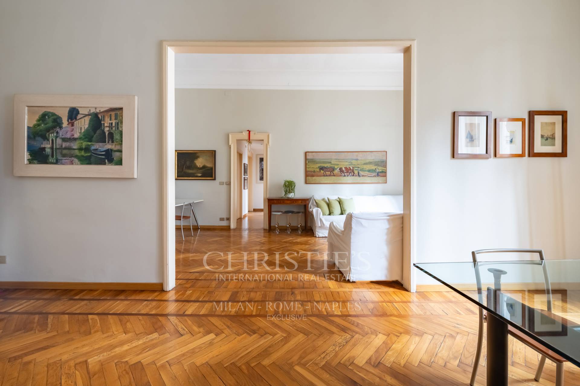 picture of Elegant Apartment In An Art Nouveau Building