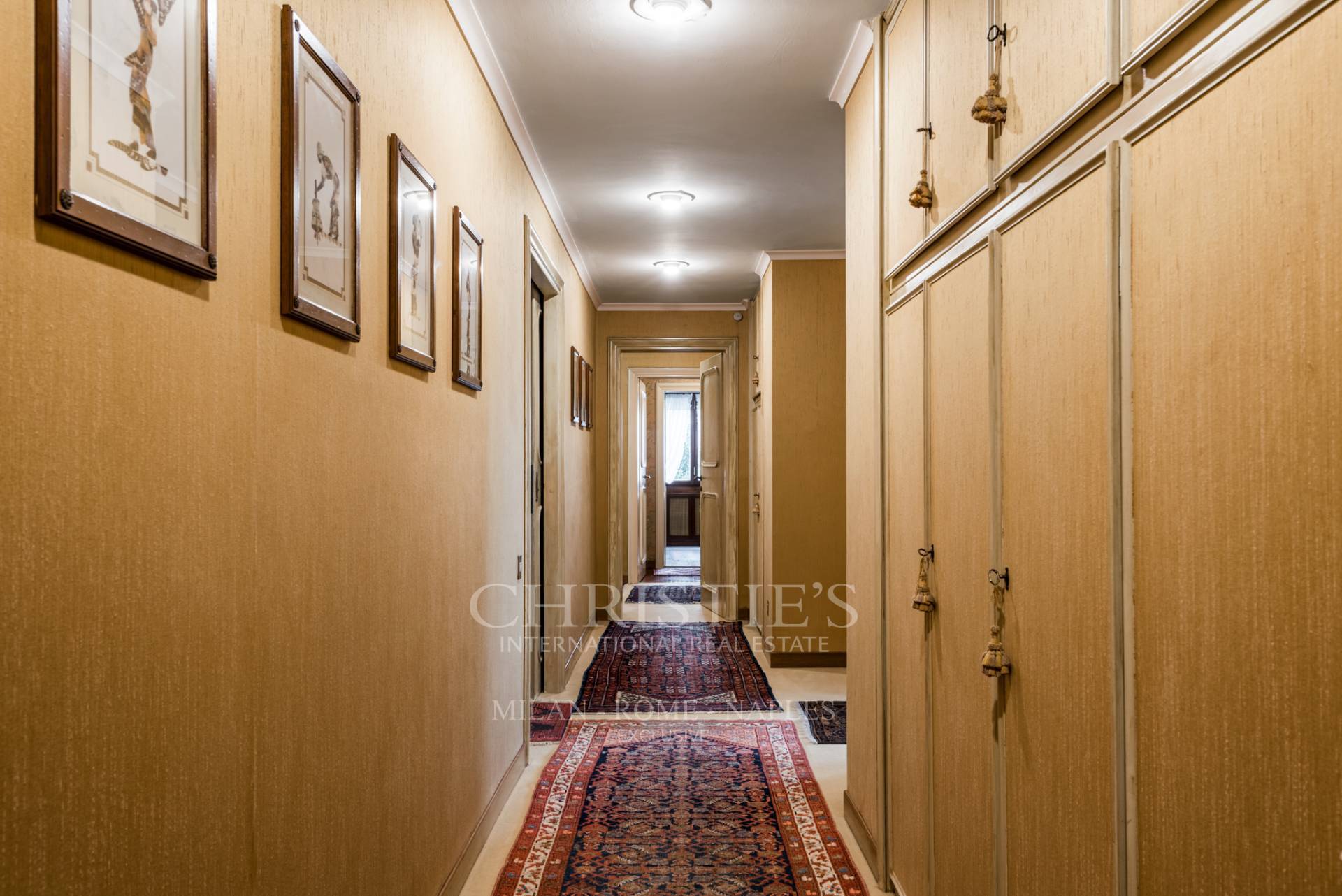 picture of Prestigious Apartment In Piazza Stefano Jacini