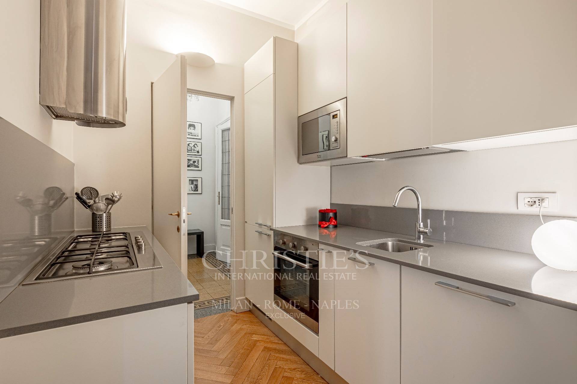 picture of Elegant And Stylish Apartment In The Magenta - Cenacolo Vinciano Area