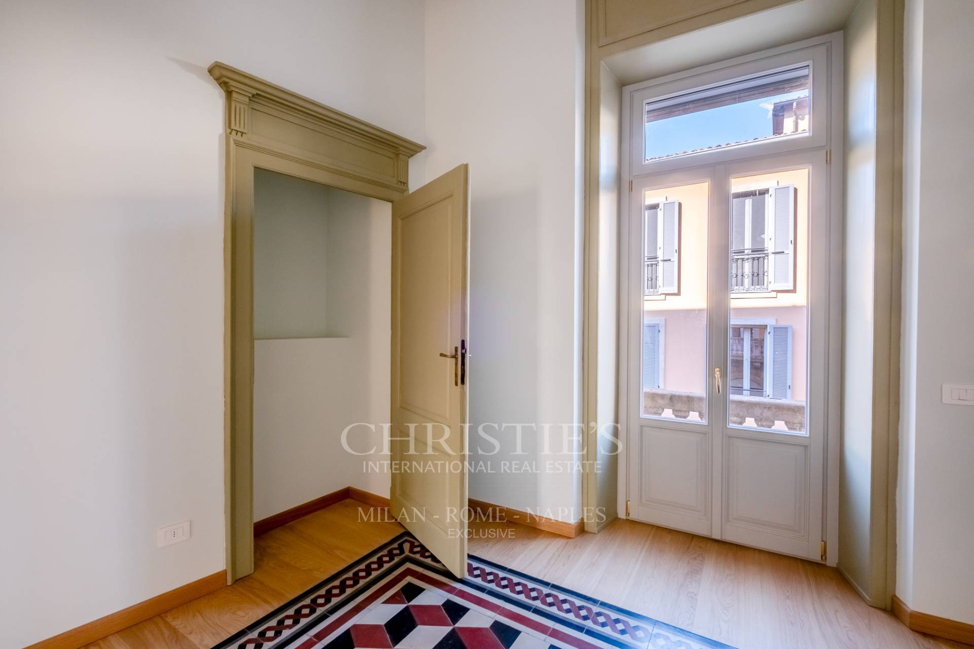 picture of Refined Apartment In The Heart Of Lodi