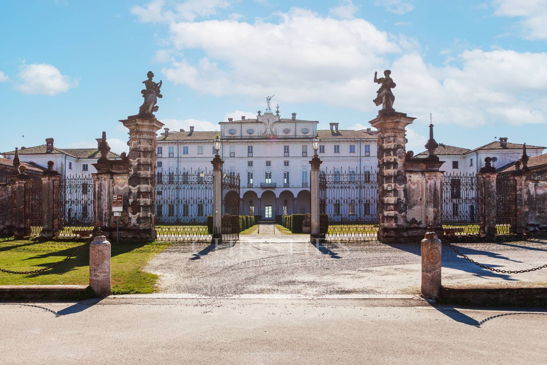 picture of Historic 18th-century Villa With Garden In The Province Of Lodi