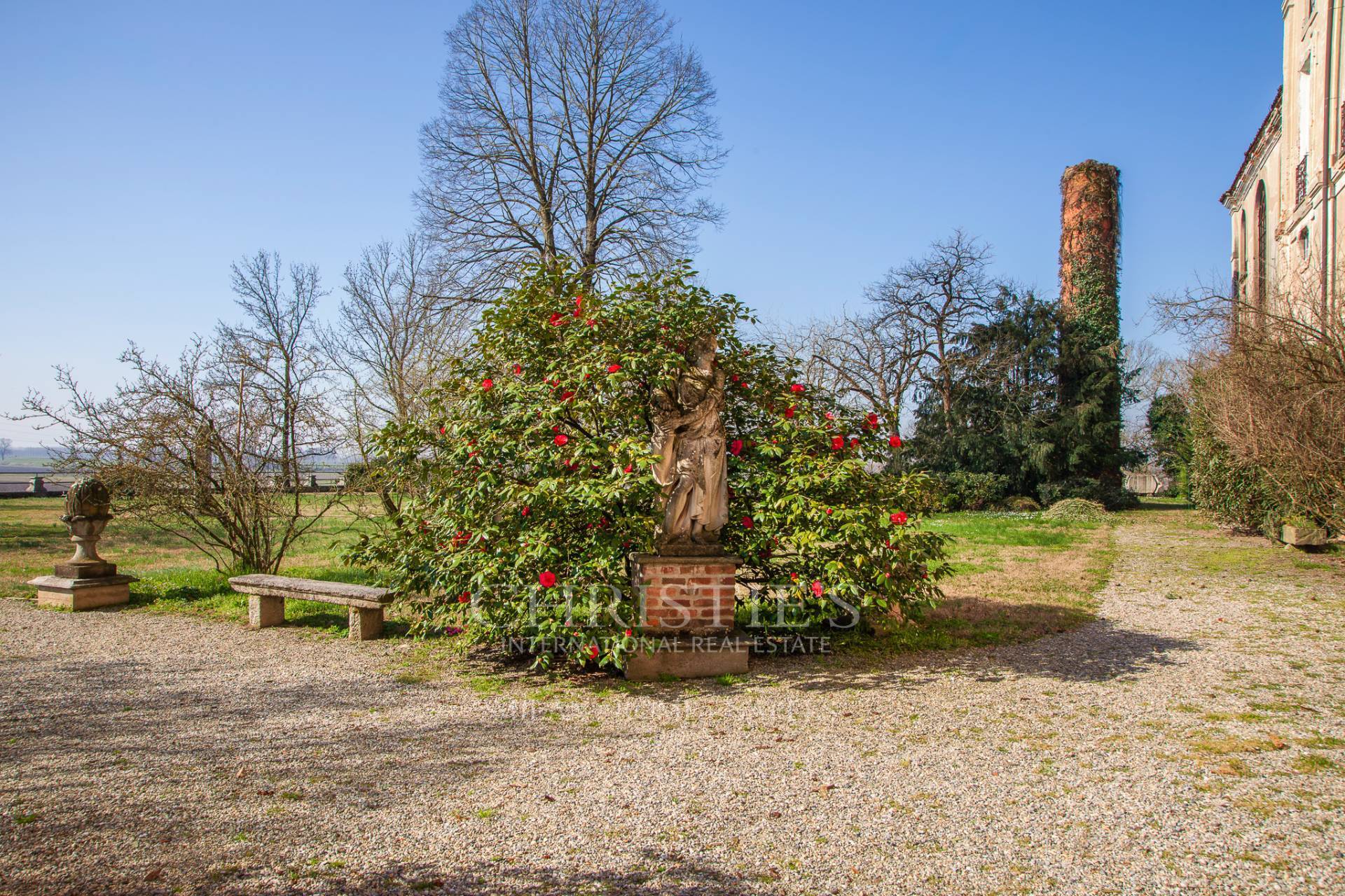 picture of Historic 18th-century Villa With Garden In The Province Of Lodi