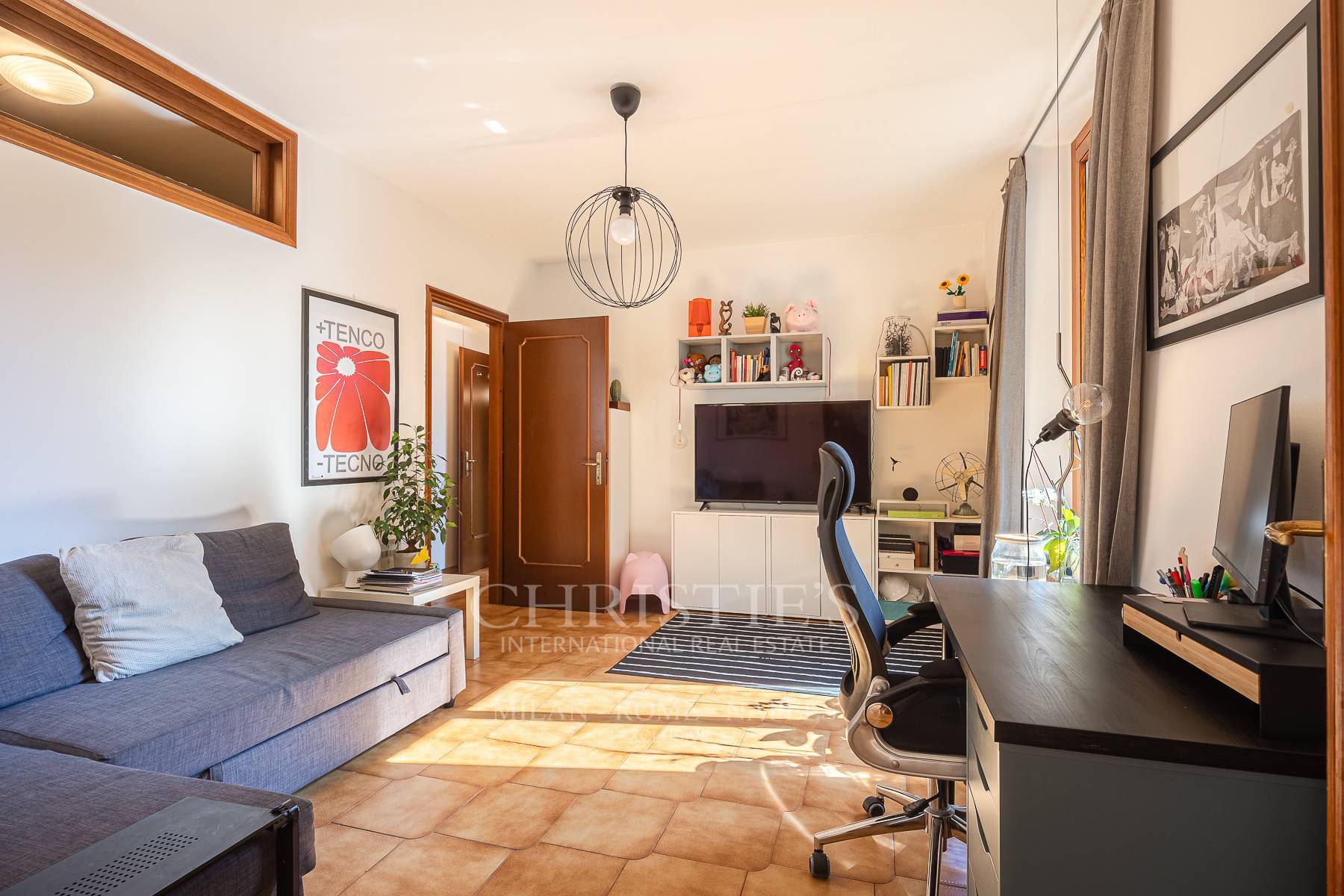 picture of Bright And Charming Apartment In A Historic Building