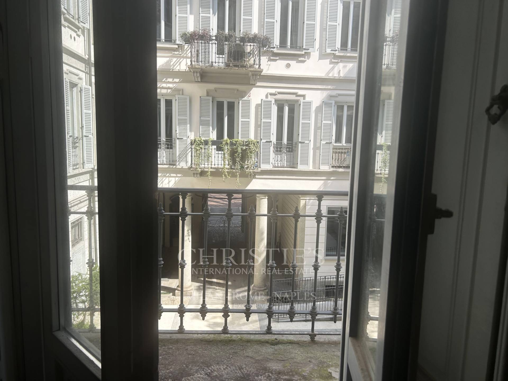 picture of Beautiful Apartment To Customize