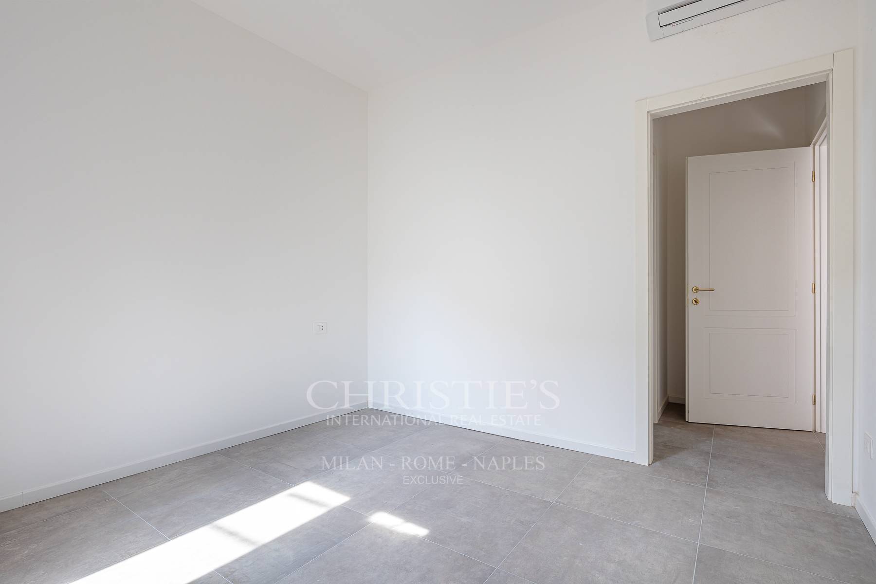 picture of Modern Renovated Apartment In The Heart Of Quadronno