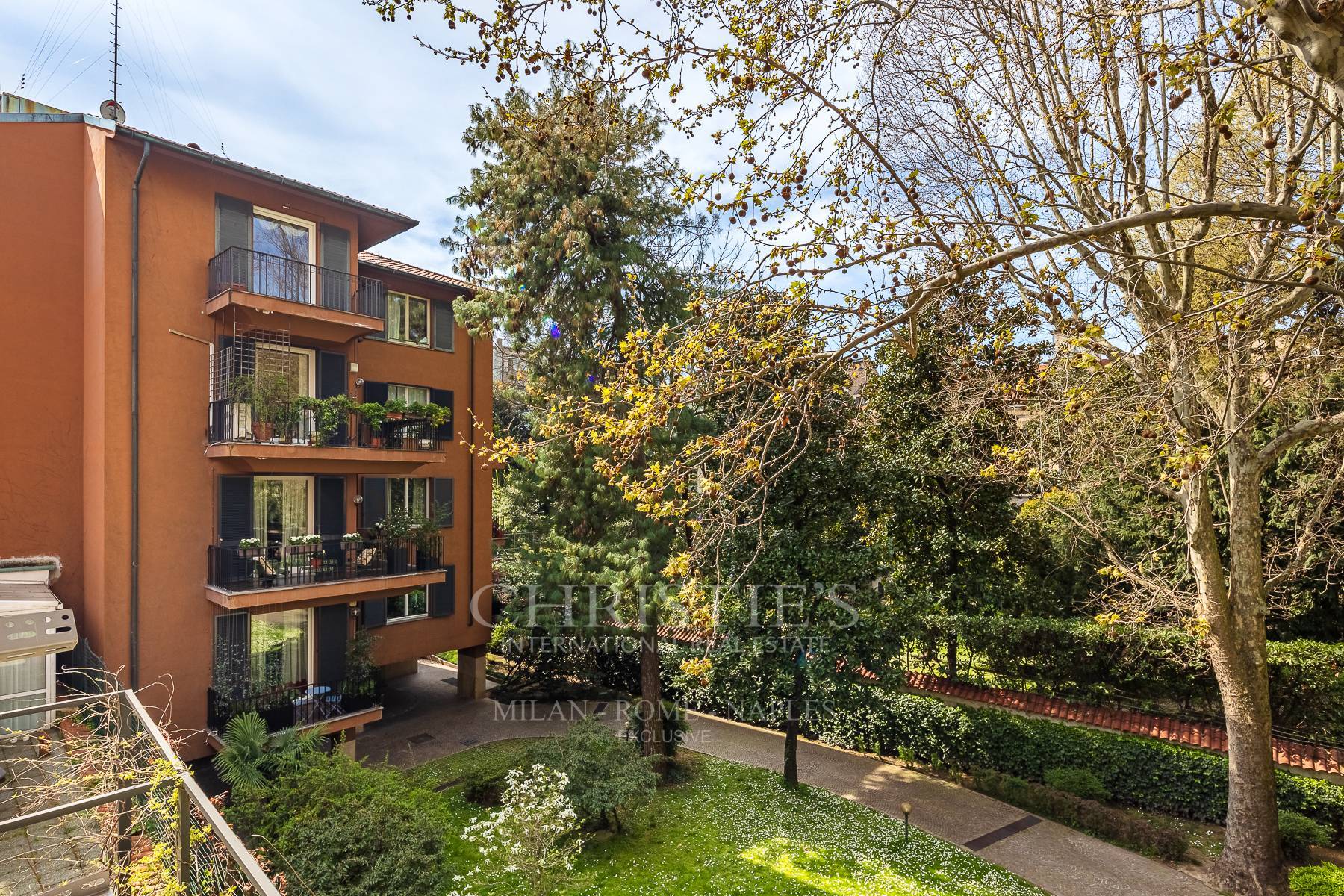 picture of Modern And Renovated Two-bedroom Apartment In The Center Of Quadronno