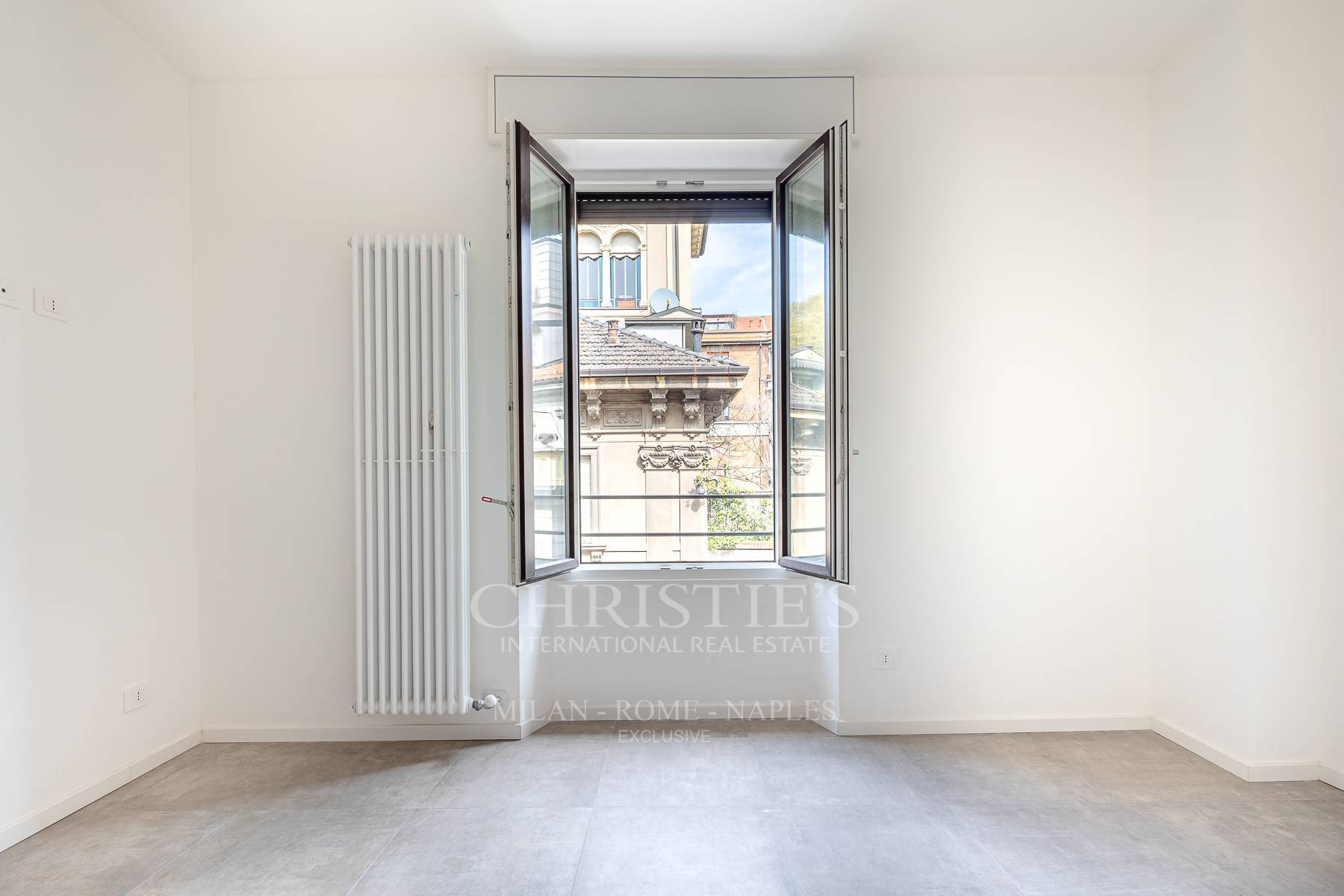 picture of Renovated Apartment With A View Of The Greenery In The Quadronno District