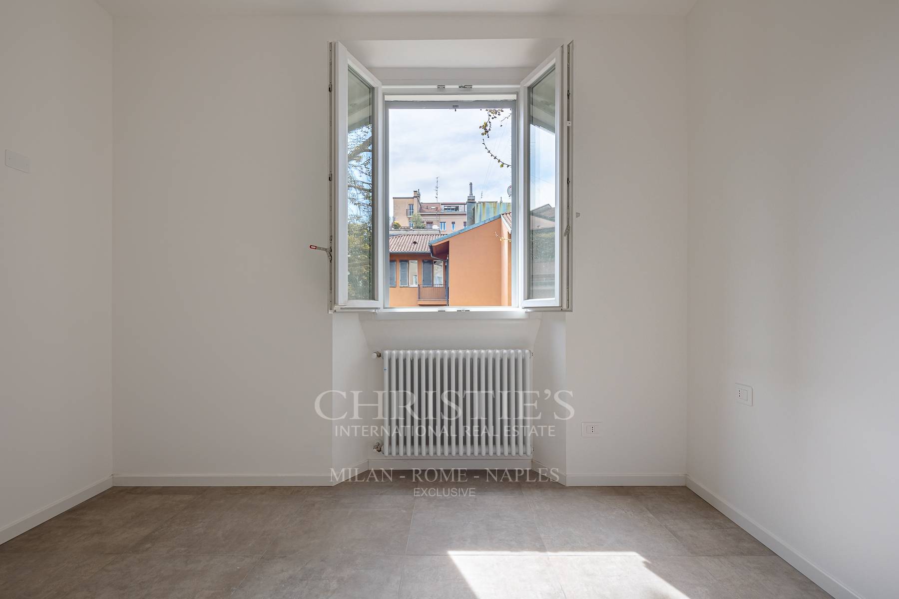 picture of Renovated Apartment With A View Of The Greenery In The Quadronno District