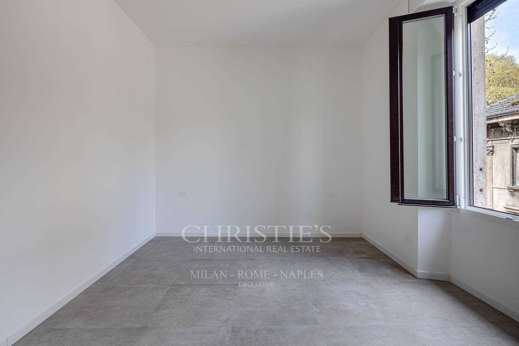 picture of Renovated Apartment With A View Of The Greenery In The Quadronno District