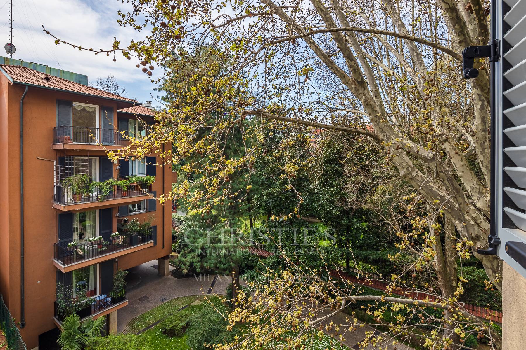 picture of Renovated Apartment With A View Of The Greenery In The Quadronno District