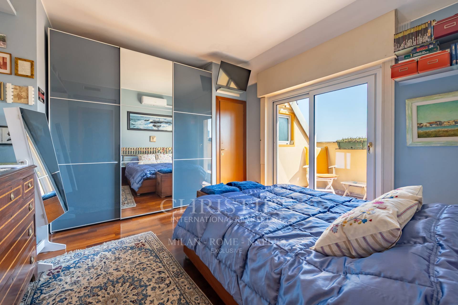 picture of Elegant And Bright Penthouse With Panoramic View, Just A Few Steps From Porta Nuova
