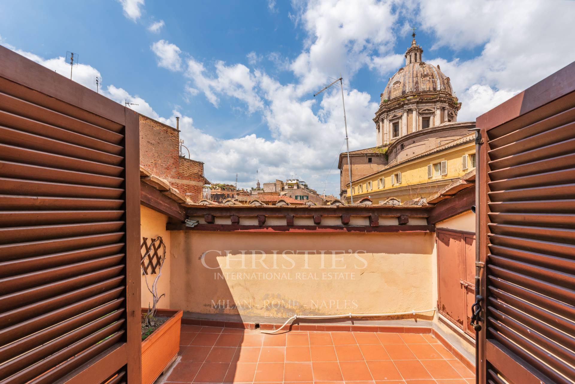 picture of Elegant Two-floor With Terrace At Campo De' Fiori