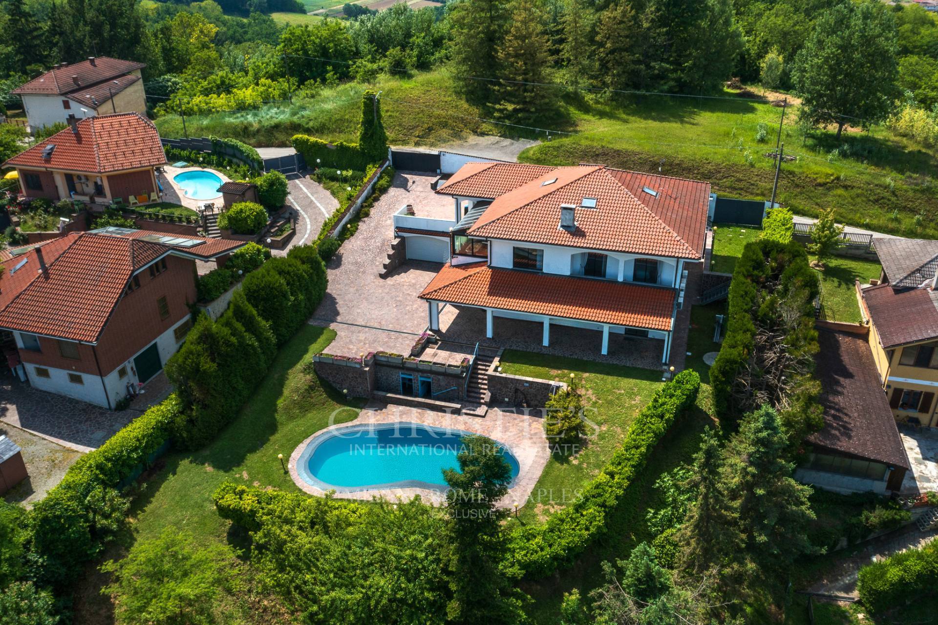 picture of Panoramic Villa With Pool – A Charming Retreat In The Heart Of Monferrato