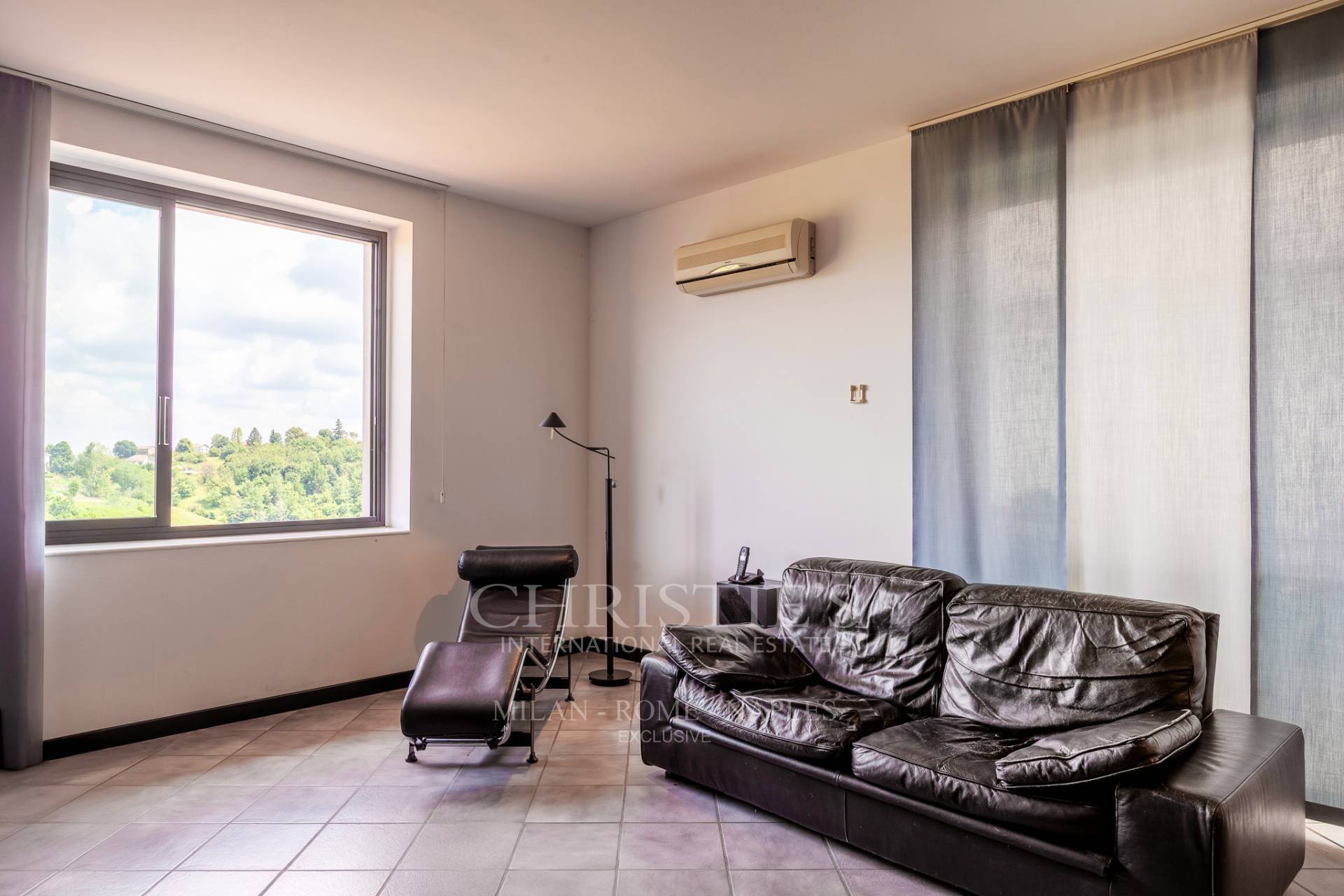 picture of Panoramic Villa With Pool – A Charming Retreat In The Heart Of Monferrato