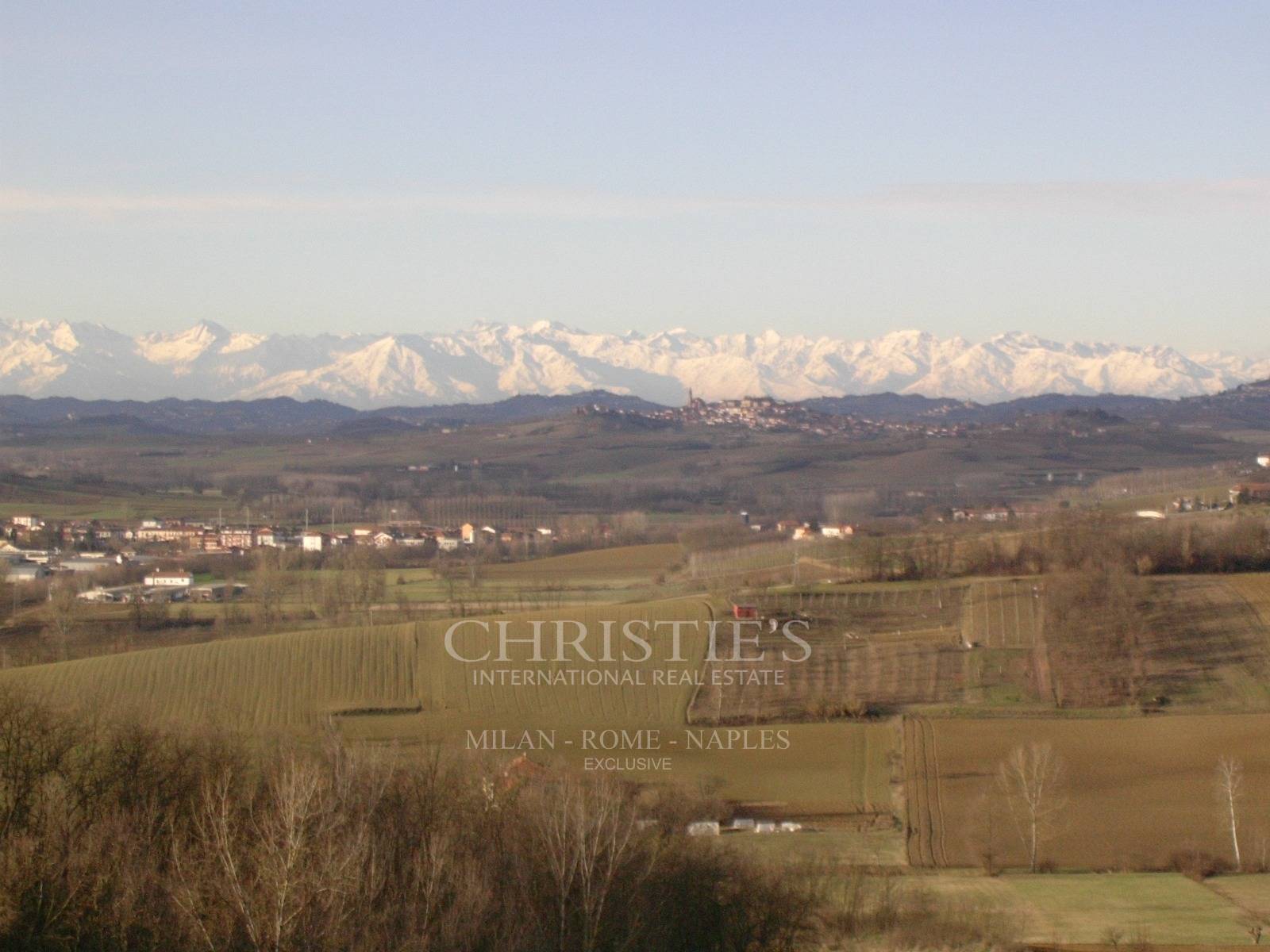 picture of Panoramic Villa With Pool – A Charming Retreat In The Heart Of Monferrato