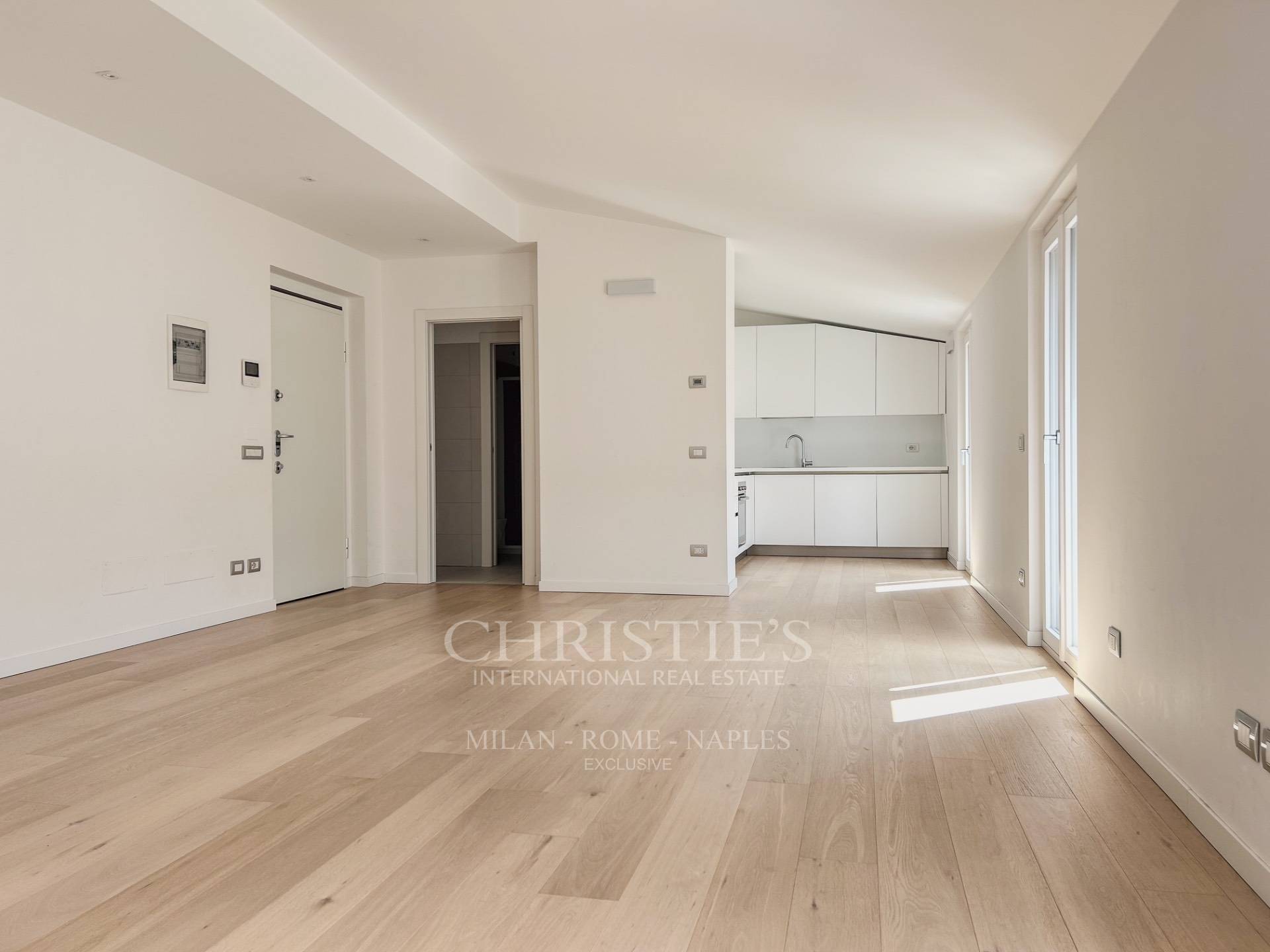 picture of Bright Three-bedroom Apartment On The Top Floor - Bergognone Area