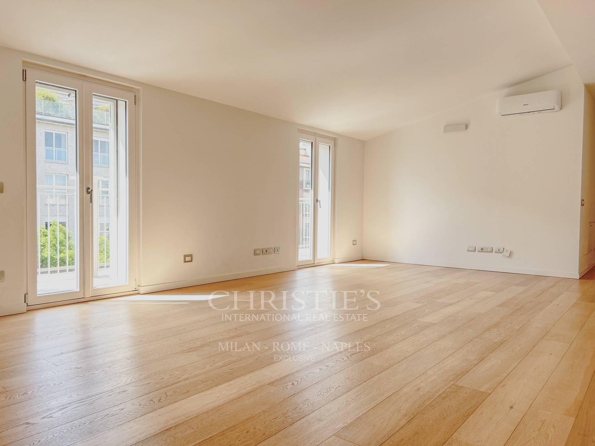 picture of Bright Three-bedroom Apartment On The Top Floor - Bergognone Area