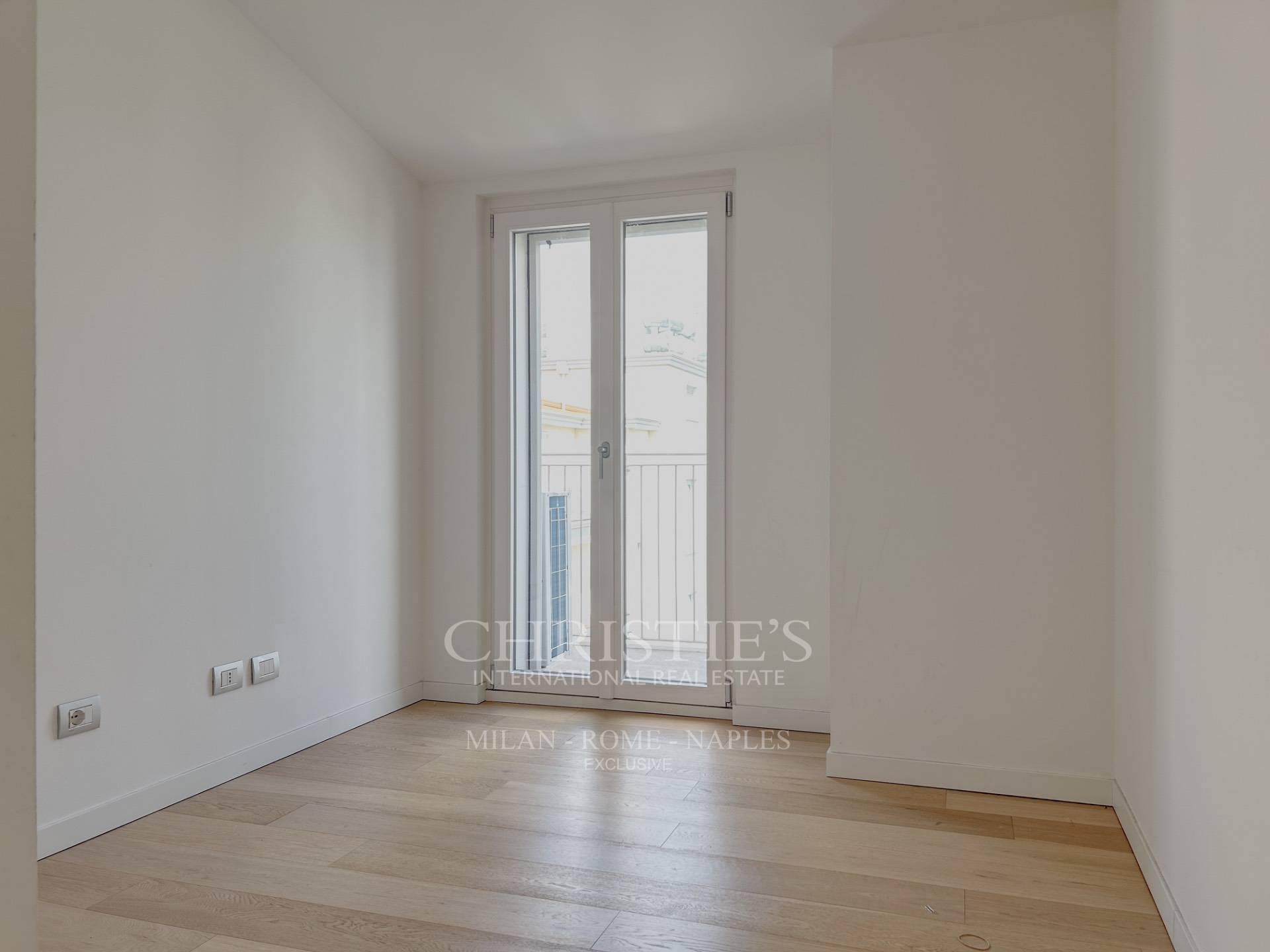 picture of Bright Three-bedroom Apartment On The Top Floor - Bergognone Area